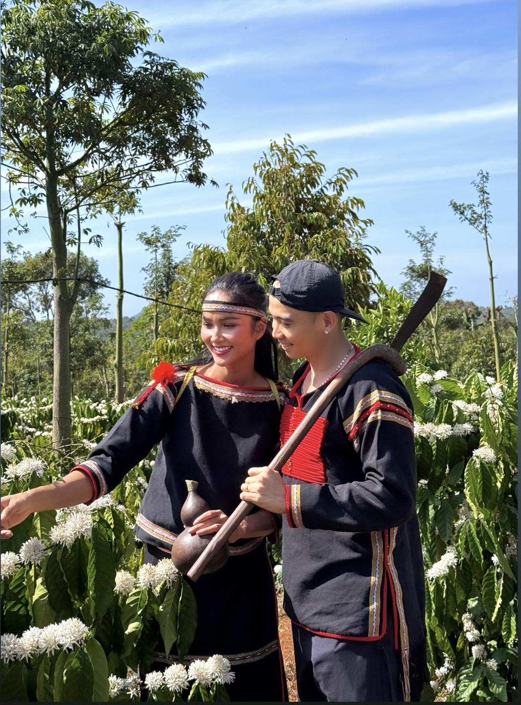 H&rsquo;Hen Ni&ecirc; v&agrave; bạn trai từng 2 lần hợp - tan trước khi cầu h&ocirc;n- Ảnh 7.