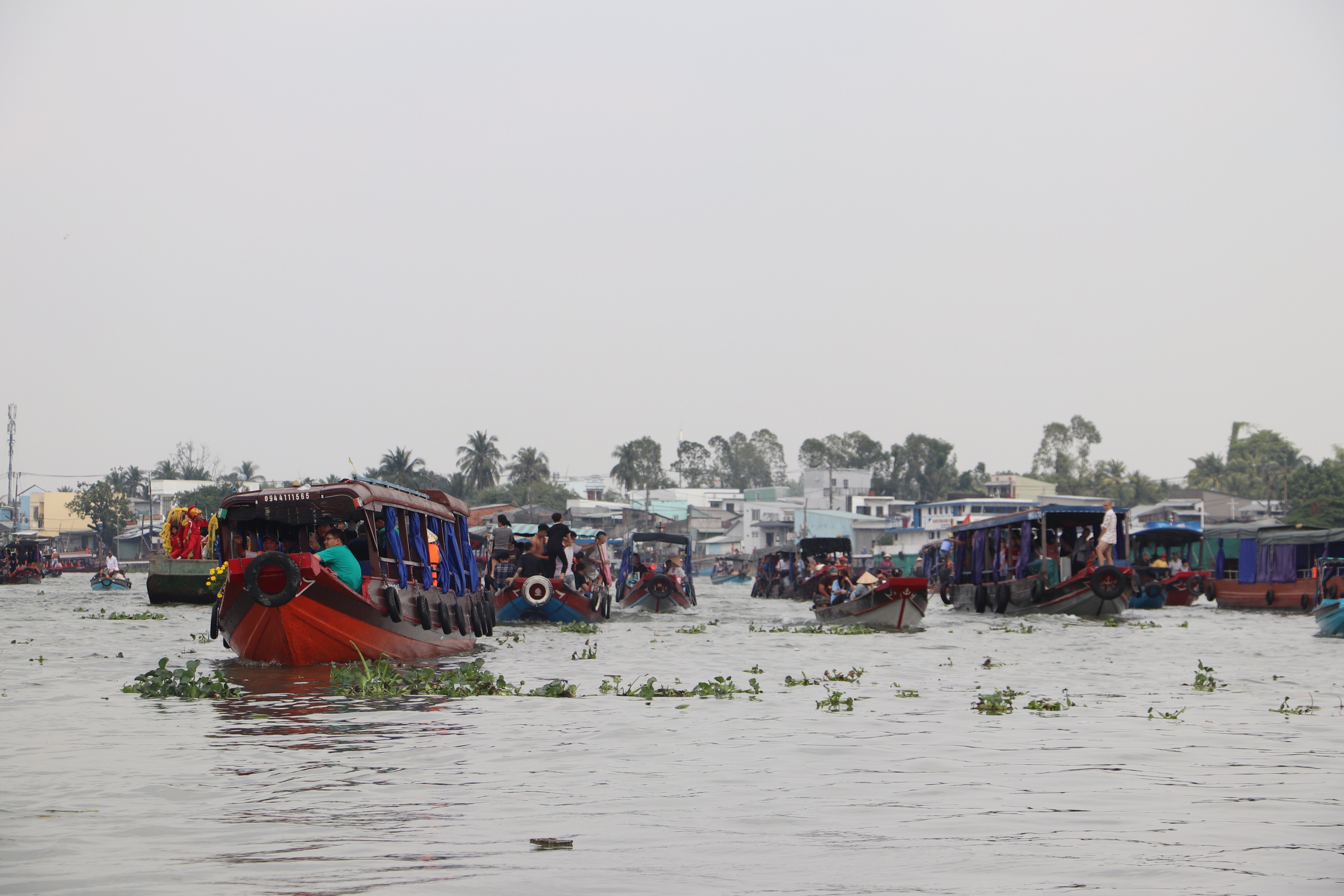 Độc đ&aacute;o lễ hội tống gi&oacute; ở Cần Thơ- Ảnh 4.