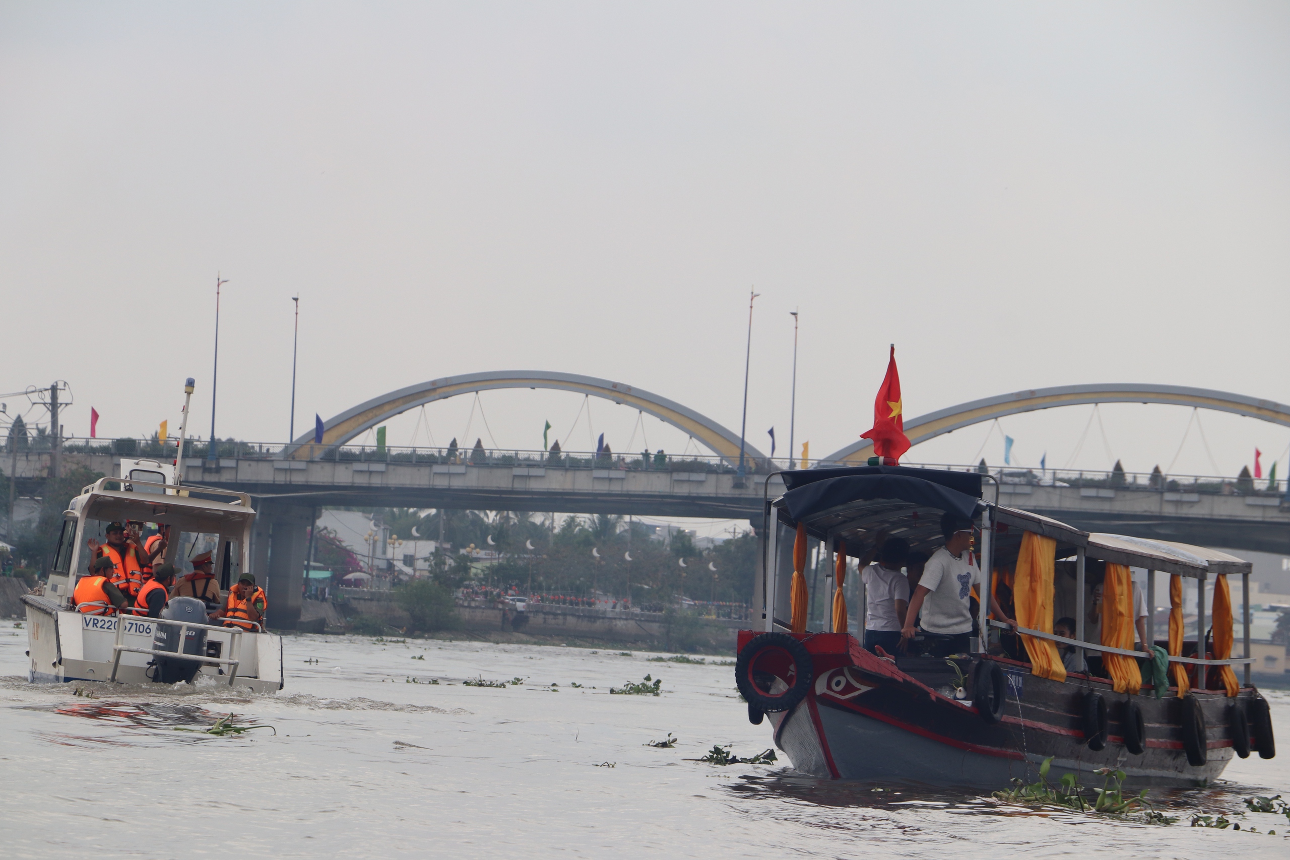 Độc đ&aacute;o lễ hội tống gi&oacute; ở Cần Thơ- Ảnh 10.