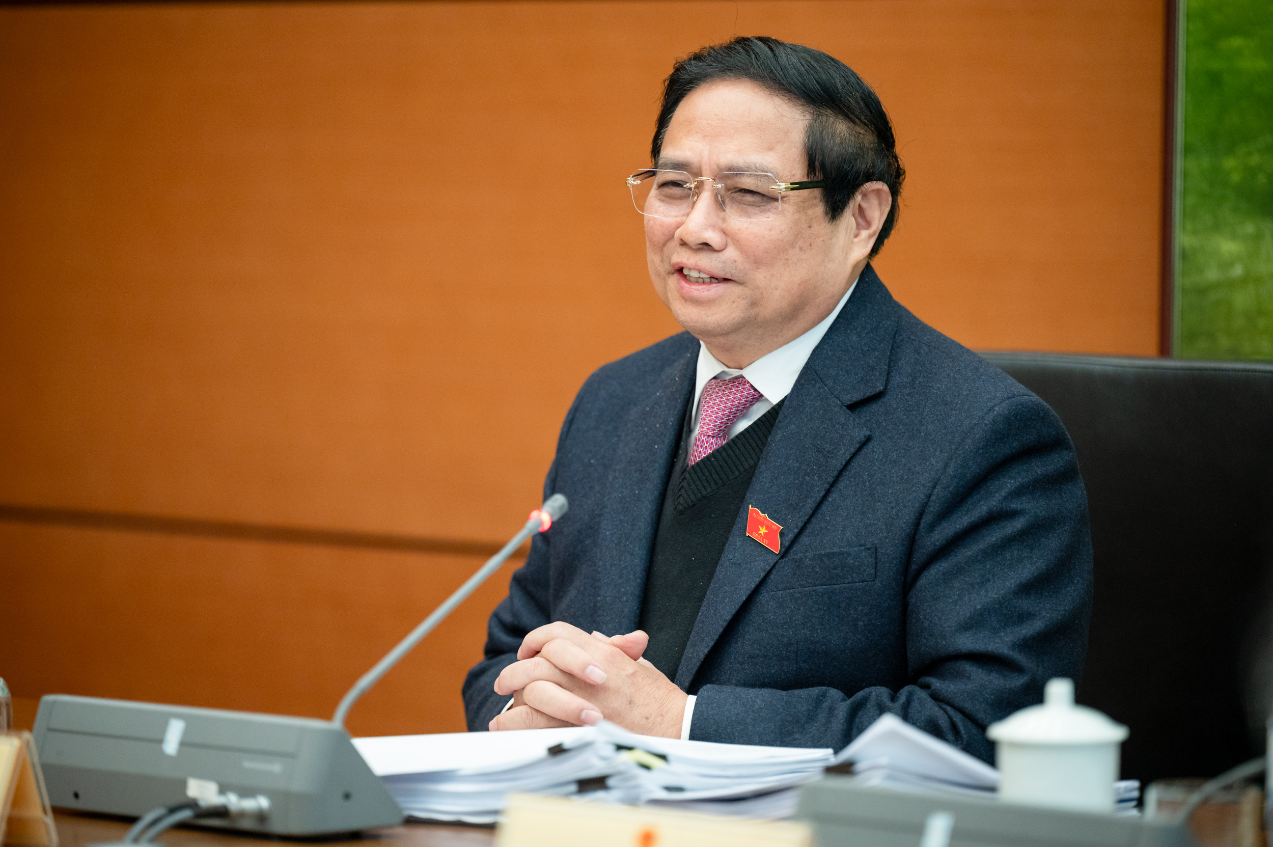 Thủ tướng: Nghị quyết kh&ocirc;ng c&oacute; t&iacute;nh ph&aacute;p quy, ban h&agrave;nh kh&ocirc;ng ai d&aacute;m l&agrave;m- Ảnh 3.