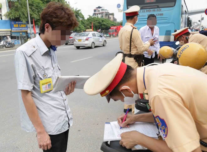 H&agrave; Nội: Gi&aacute;m s&aacute;t hơn 6,5 triệu lượt xe bu&yacute;t, quản chặt chất lượng dịch vụ- Ảnh 1.