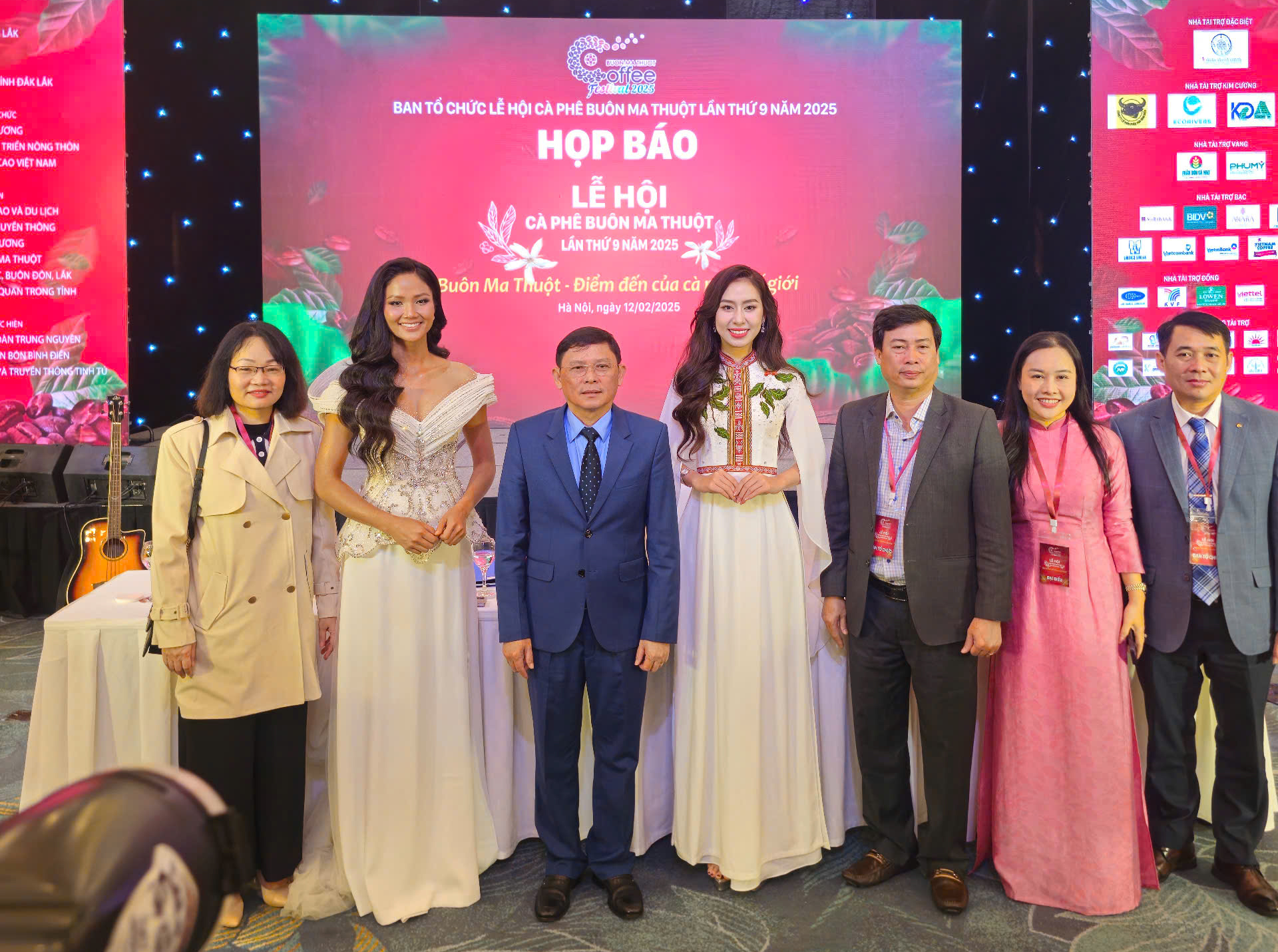 Uống c&agrave; ph&ecirc; miễn ph&iacute; tại lễ hội: "Bu&ocirc;n Ma Thuột - Điểm đến của c&agrave; ph&ecirc; thế giới"- Ảnh 2.
