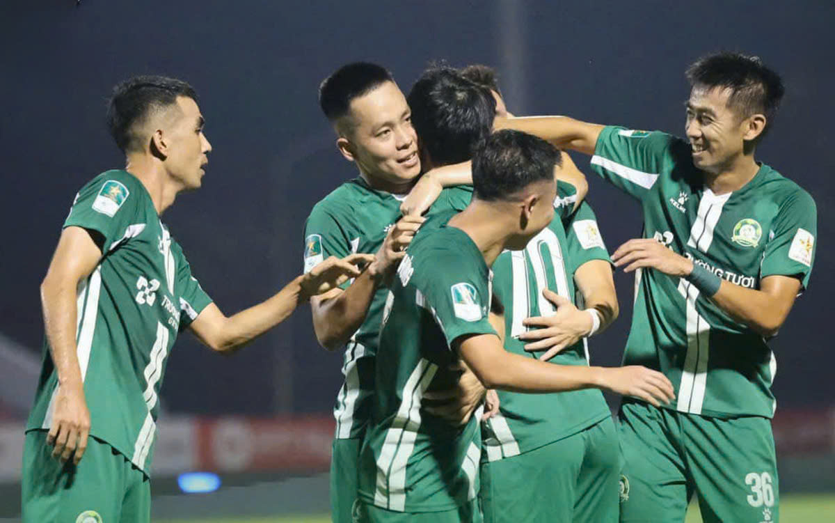 Giải hạng Nhất sắp xuất hiện điều chưa từng c&oacute;- Ảnh 1.