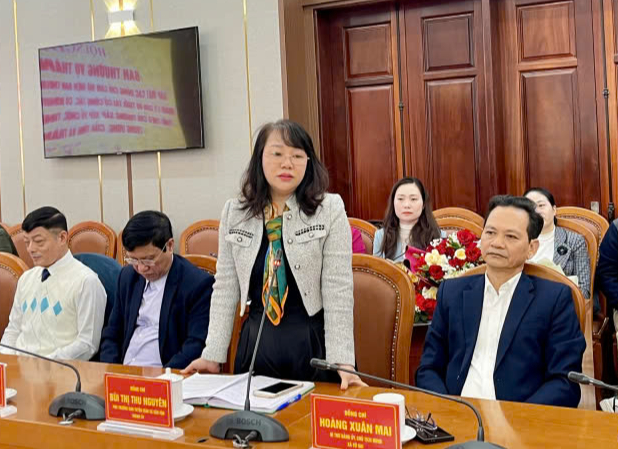 Quảng Ninh: H&agrave;ng loạt l&atilde;nh đạo cấp x&atilde; ở TP Hạ Long xin nghỉ hưu trước tuổi- Ảnh 2.