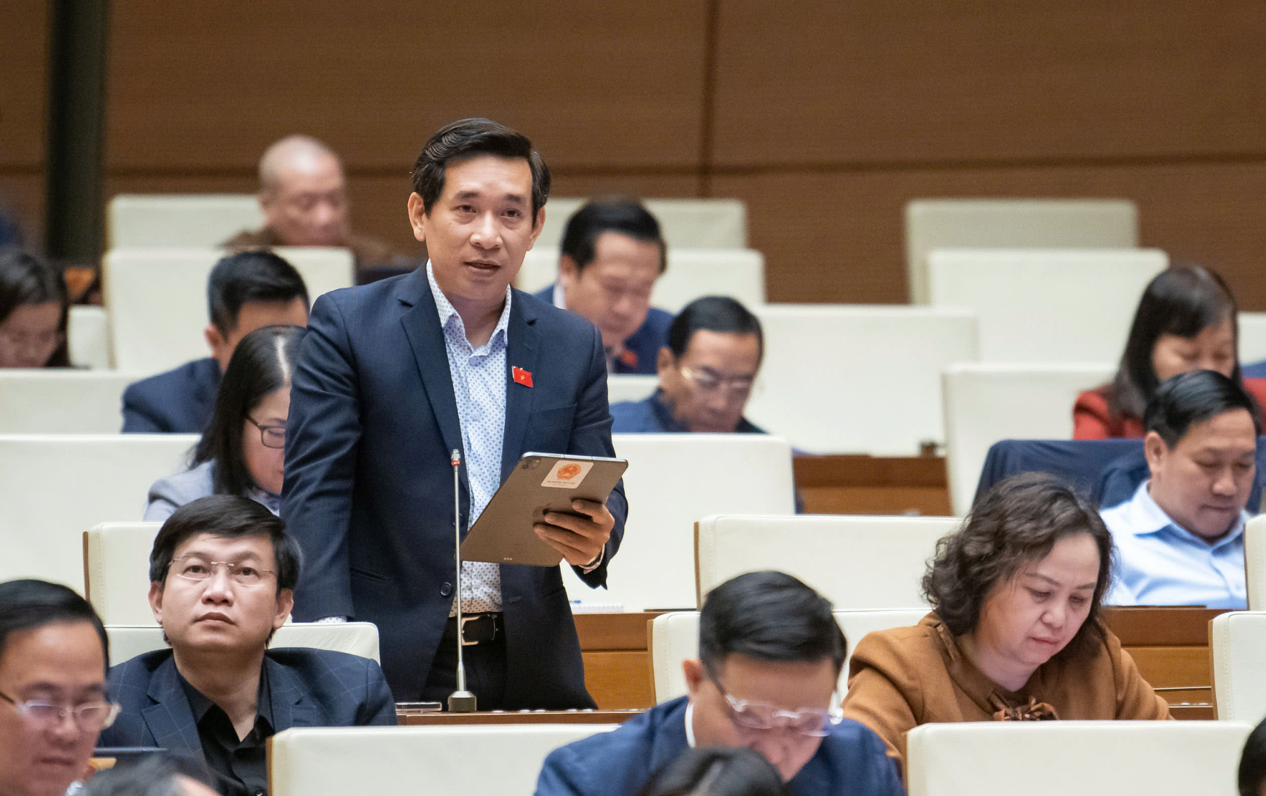 Bộ trưởng GTVT: Cơ chế đặc th&ugrave;, đặc biệt gi&uacute;p r&uacute;t ngắn thời gian l&agrave;m đường sắt đ&ocirc; thị- Ảnh 2.