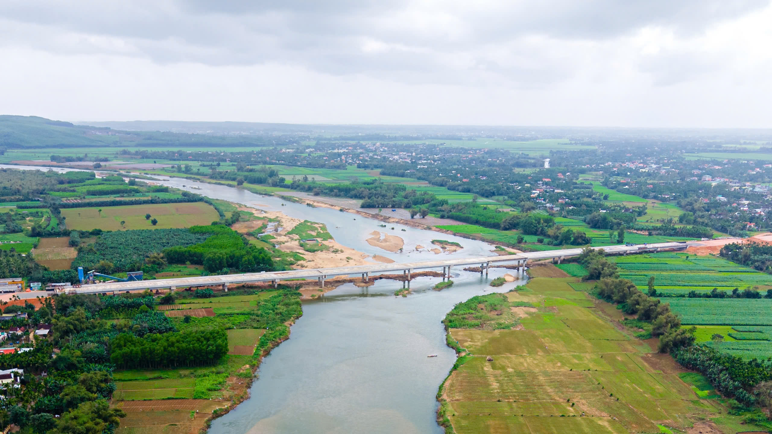 Cao tốc Quảng Ngãi - Hoài Nhơn ra sao sau chuyến thị sát của Thủ tướng?- Ảnh 7. Cao tốc Quảng Ngãi - Hoài Nhơn ra sao sau chuyến thị sát của Thủ tướng?- Ảnh 7.