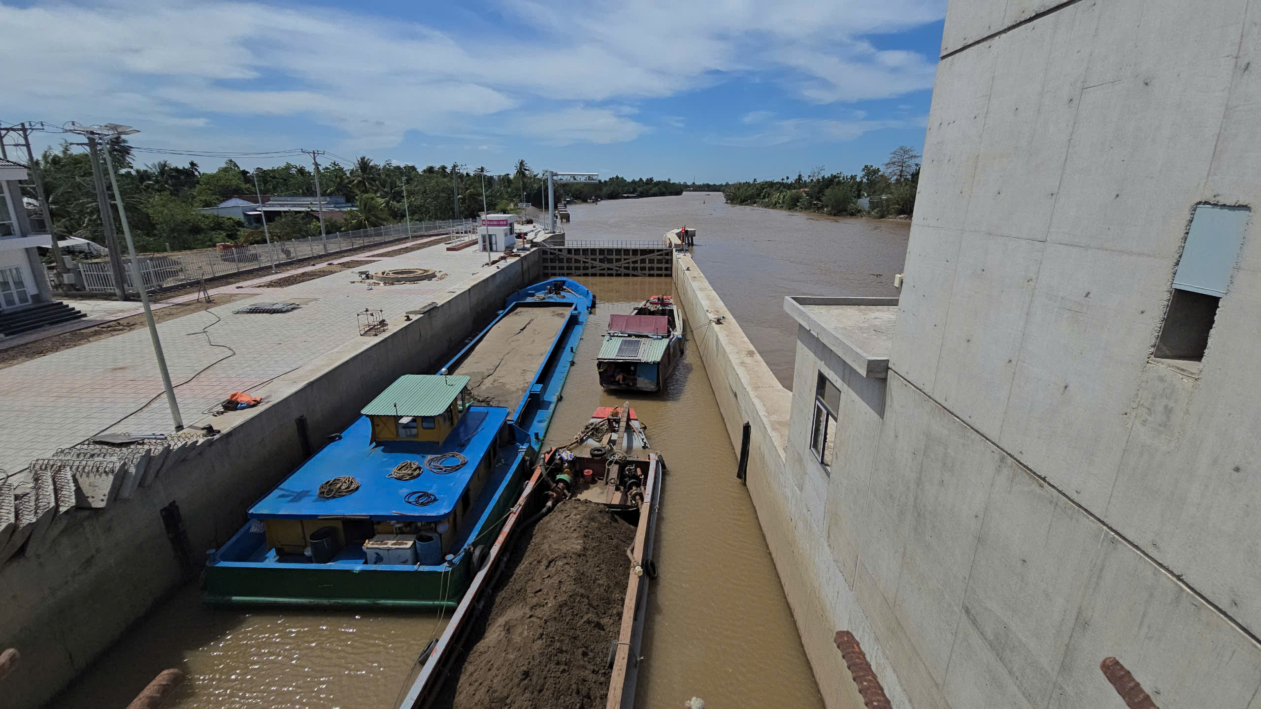 Người d&acirc;n S&oacute;c Trăng được lợi g&igrave; khi cống &acirc;u 500 tỷ đồng vận h&agrave;nh?- Ảnh 3.