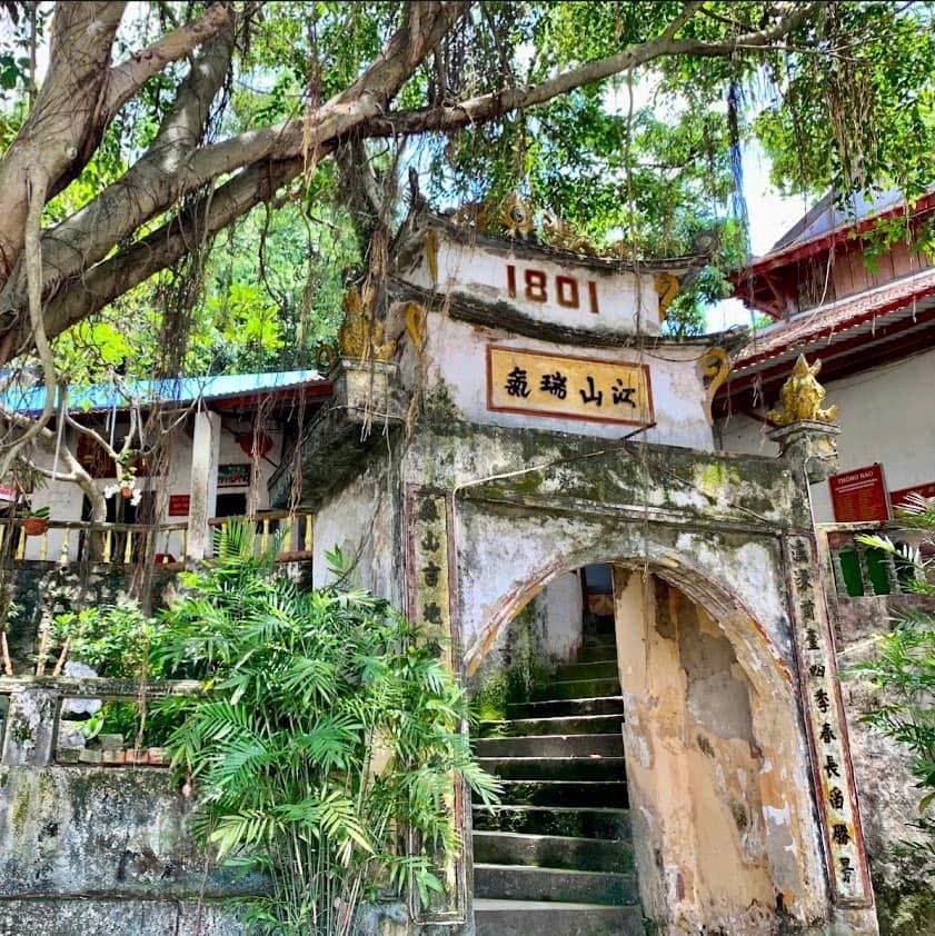 Kh&aacute;m ph&aacute; c&aacute;c địa điểm du lịch t&acirc;m linh ở Tuy&ecirc;n Quang- Ảnh 3.