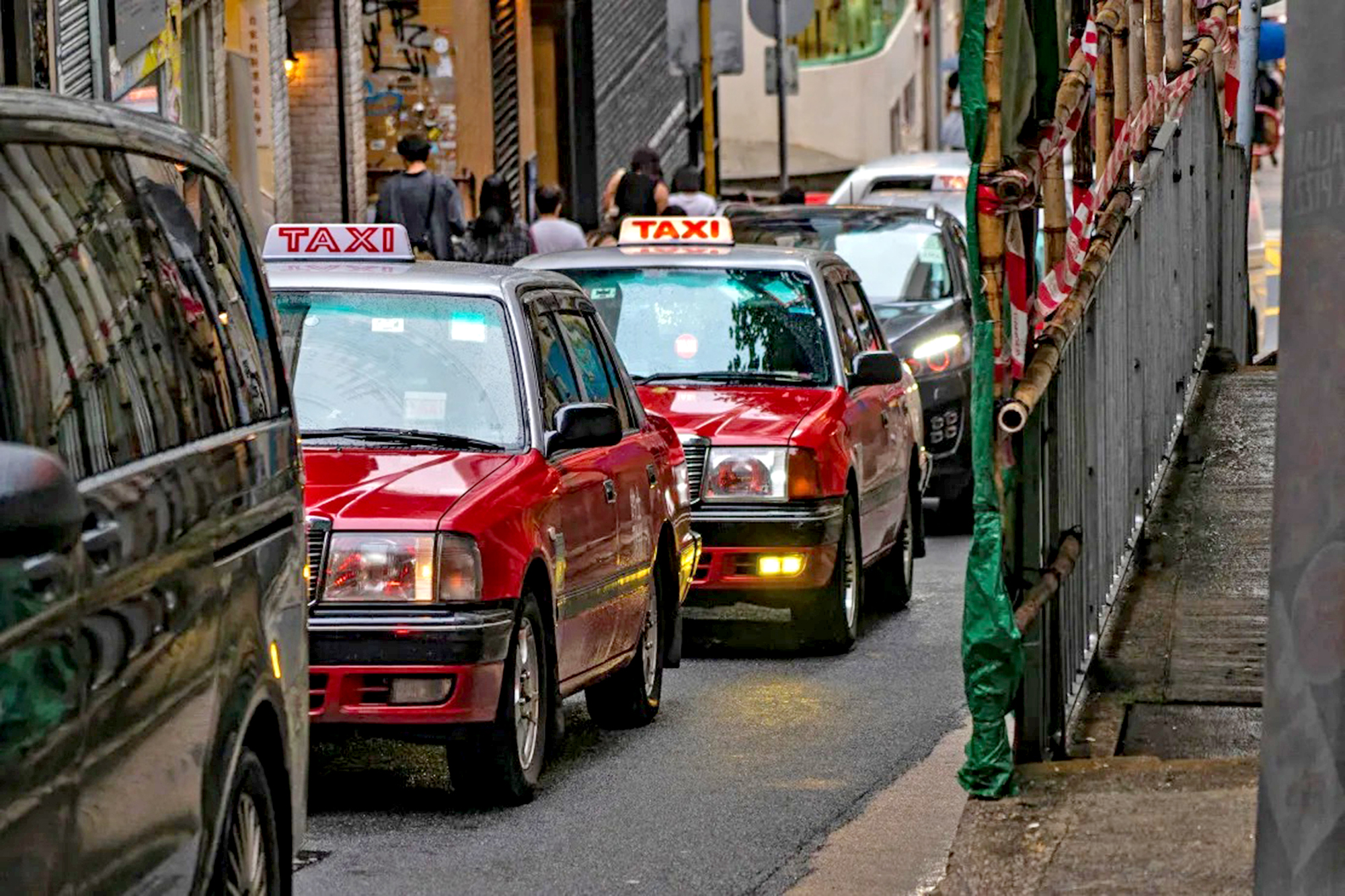 Hong Kong: Taxi c&ocirc;ng nghệ sắp hết cảnh chạy chui- Ảnh 2.