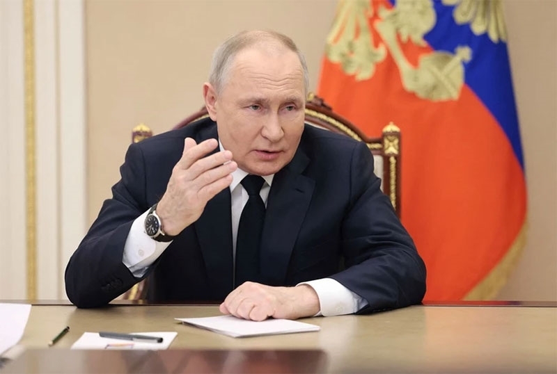 Tổng thống Putin: Binh sĩ Nga lần đầu tiên tiến vào khu vực mới ở Ukraine- Ảnh 1. Tổng thống Putin: Binh sĩ Nga lần đầu tiên tiến vào khu vực mới ở Ukraine- Ảnh 1.
