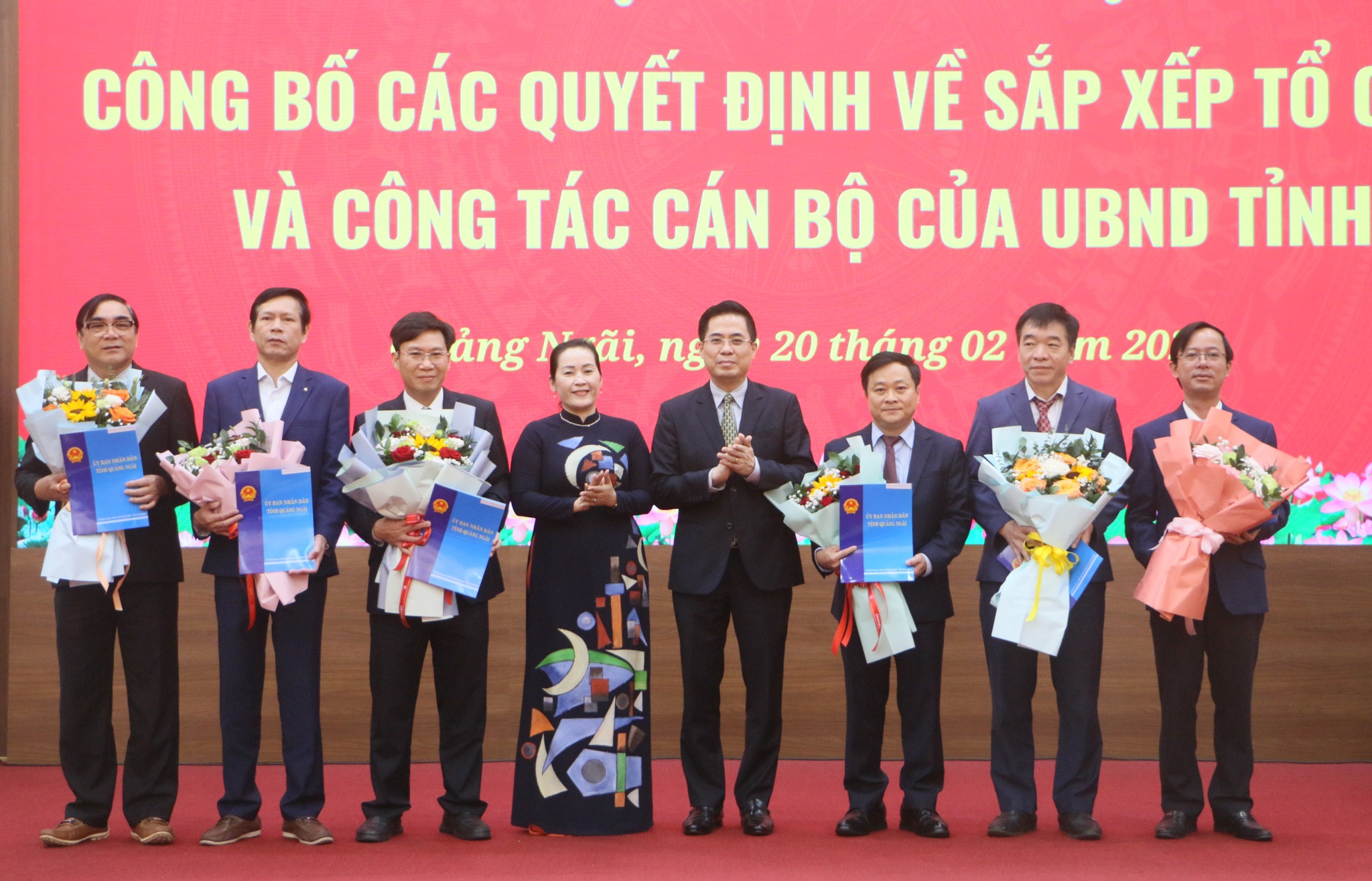 5 gi&aacute;m đốc sở ở Quảng Ng&atilde;i sau hợp nhất l&agrave; những ai?- Ảnh 2.