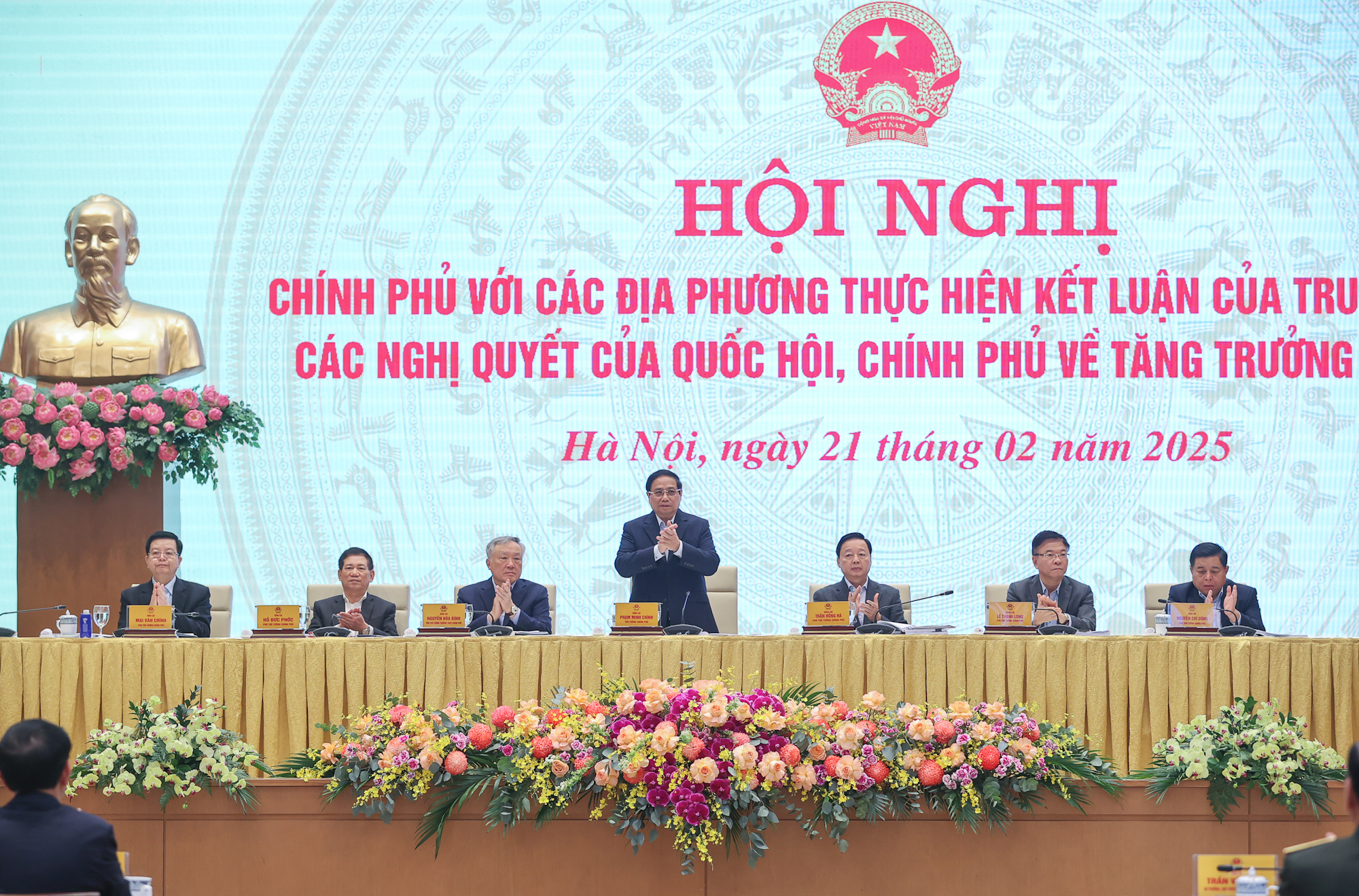 Thủ tướng: Ki&ecirc;n quyết thu hồi nếu kh&ocirc;ng ph&acirc;n bổ xong 84,8 ngh&igrave;n tỷ vốn đầu tư c&ocirc;ng- Ảnh 2.