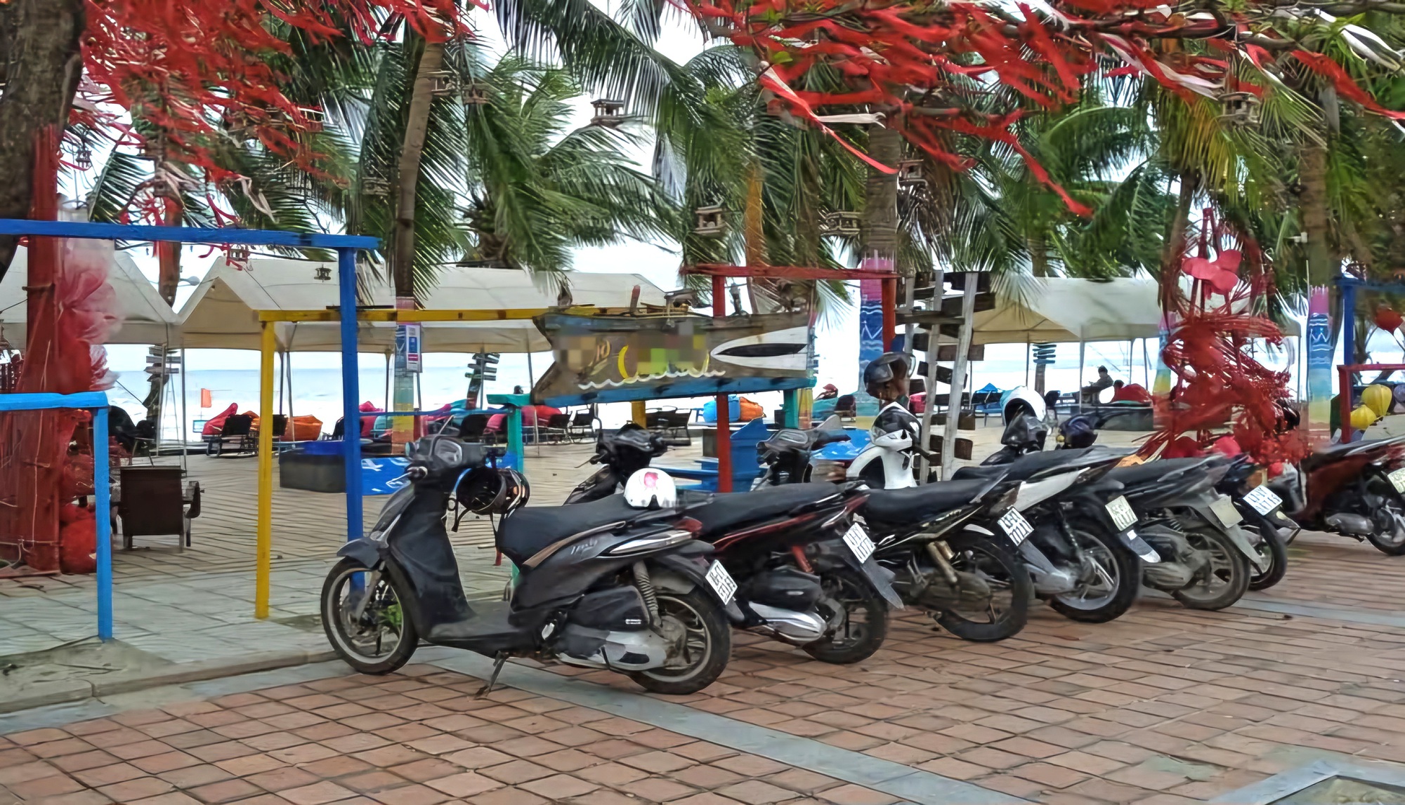 L&agrave;m r&otilde; th&ocirc;ng tin chủ qu&aacute;n c&agrave; ph&ecirc; ở Đ&agrave; Nẵng bị tố h&agrave;nh hung b&eacute; trai 10 tuổi- Ảnh 1.