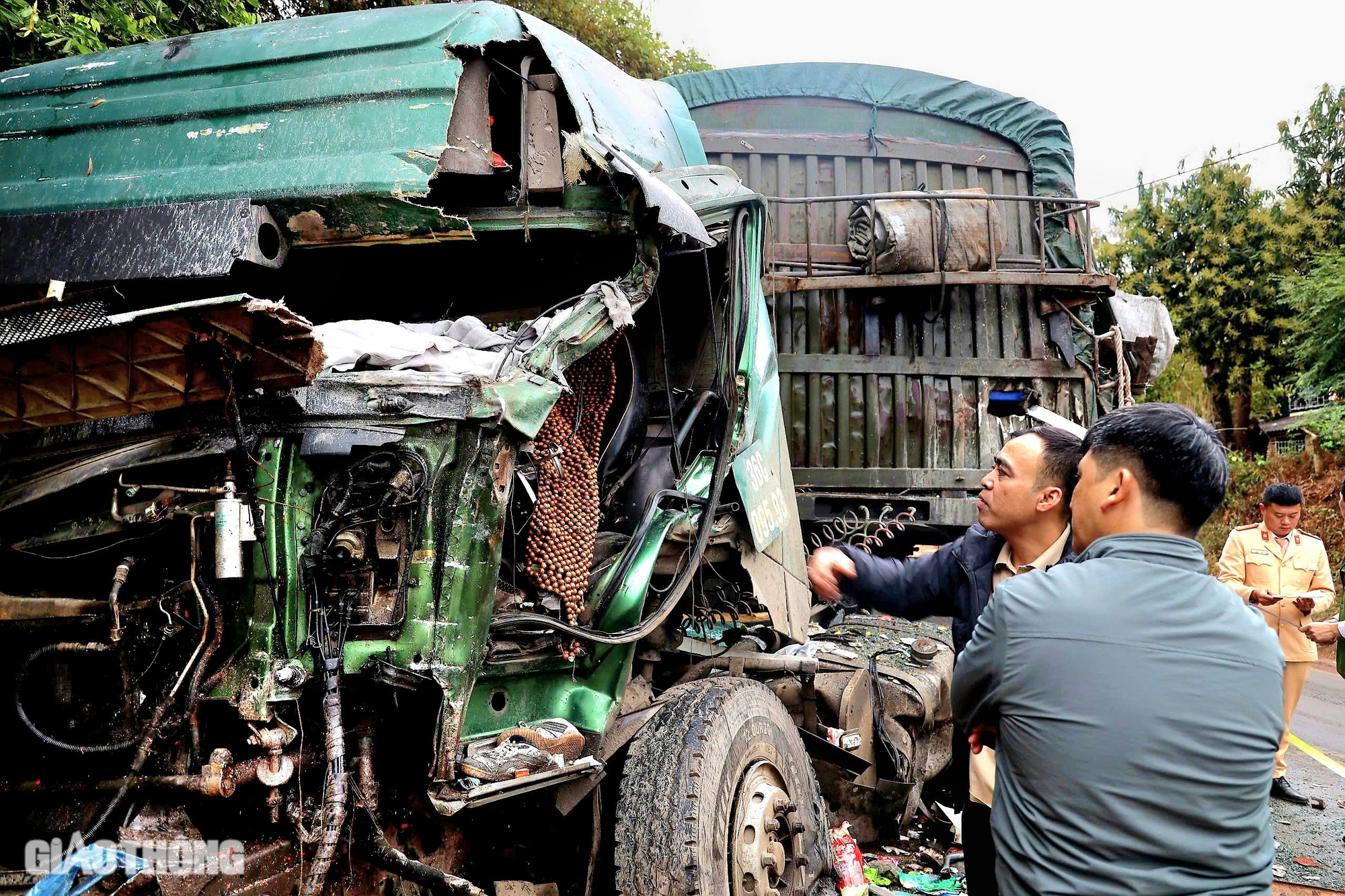 Nạn nh&acirc;n tử vong trong vụ tai nạn ở Sơn La được bồi thường ra sao?- Ảnh 2.