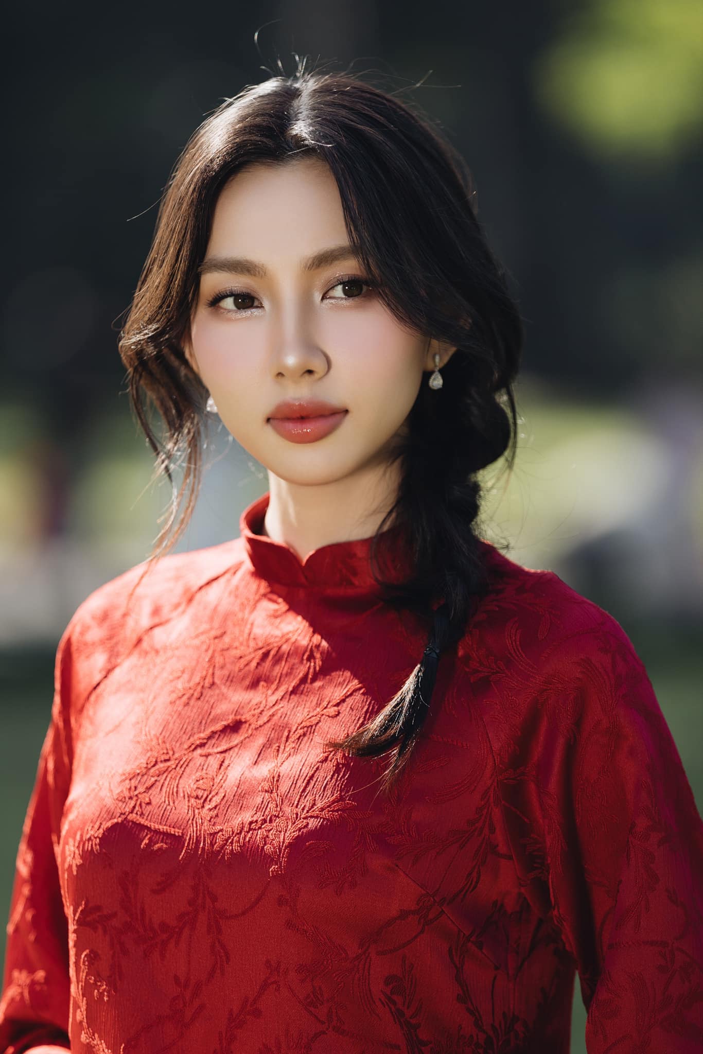 Hoa hậu Th&ugrave;y Ti&ecirc;n, &aacute; hậu Hồng Đăng bị quấy rối nơi c&ocirc;ng cộng: Luật sư n&oacute;i g&igrave;?- Ảnh 2.