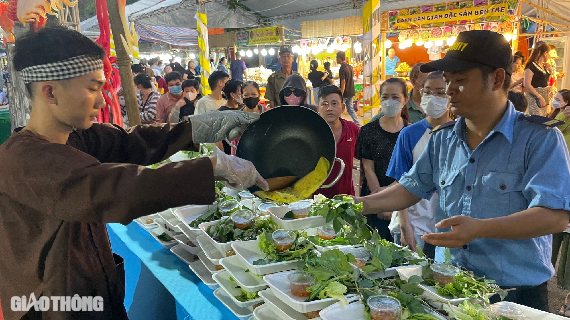 Biểu diễn đổ b&aacute;nh x&egrave;o tại Ng&agrave;y hội b&aacute;nh d&acirc;n gian Nam bộ ở Bạc Li&ecirc;u- Ảnh 4.