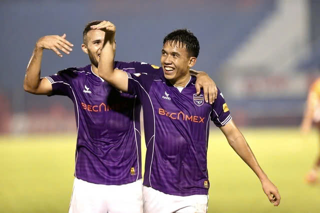 HLV Kim Sang-sik c&oacute; th&ecirc;m nhiều lựa chọn mới mẻ ở đội tuyển Việt Nam- Ảnh 1.