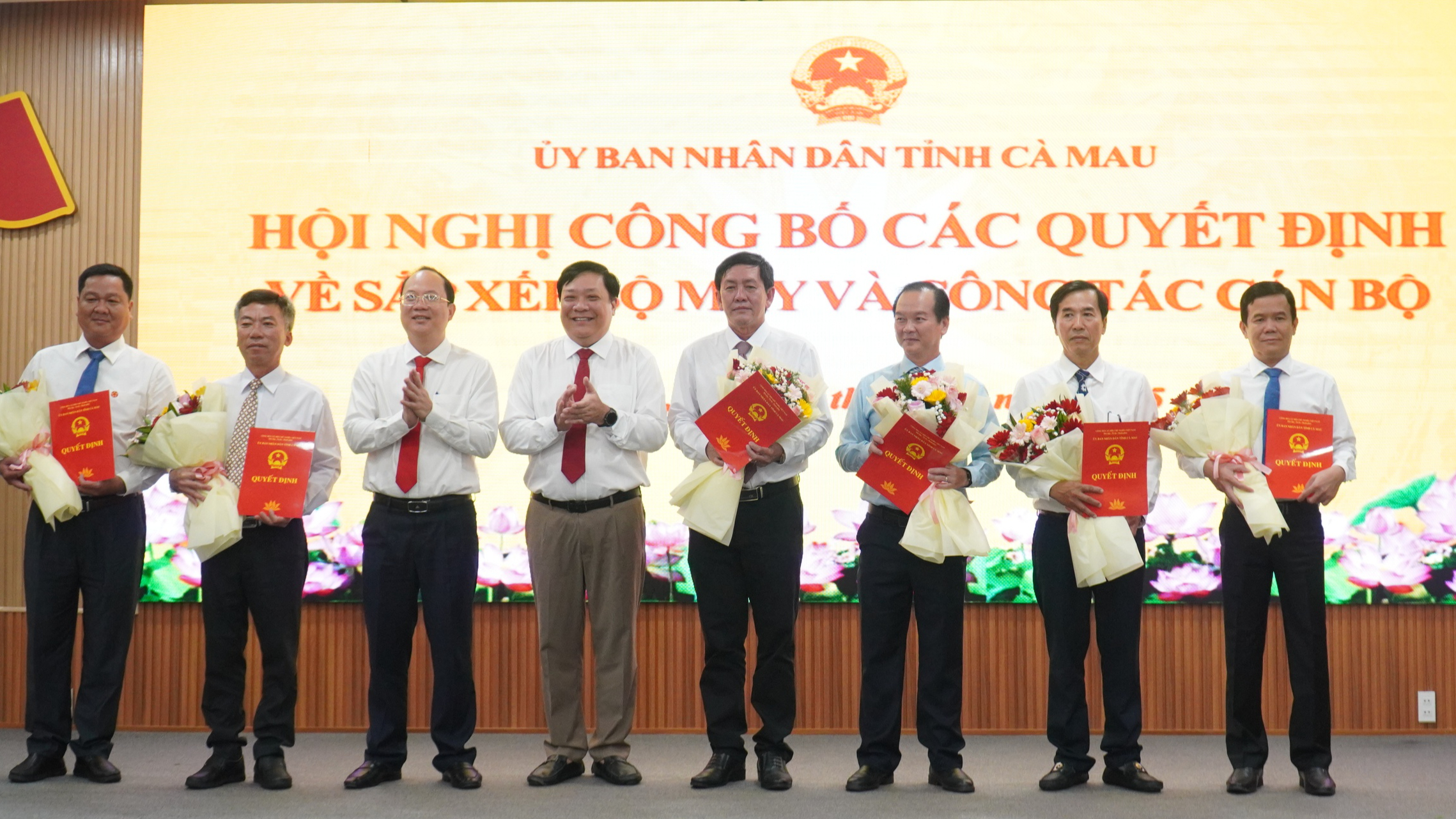 Danh s&aacute;ch l&atilde;nh đạo c&aacute;c sở ở C&agrave; Mau sau s&aacute;p nhập- Ảnh 1.