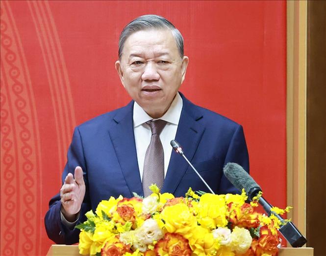 Tổng B&iacute; thư T&ocirc; L&acirc;m: Tập trung th&aacute;o gỡ kh&oacute; khăn, r&agrave;o cản để ng&agrave;nh y tế vươn dậy- Ảnh 1.
