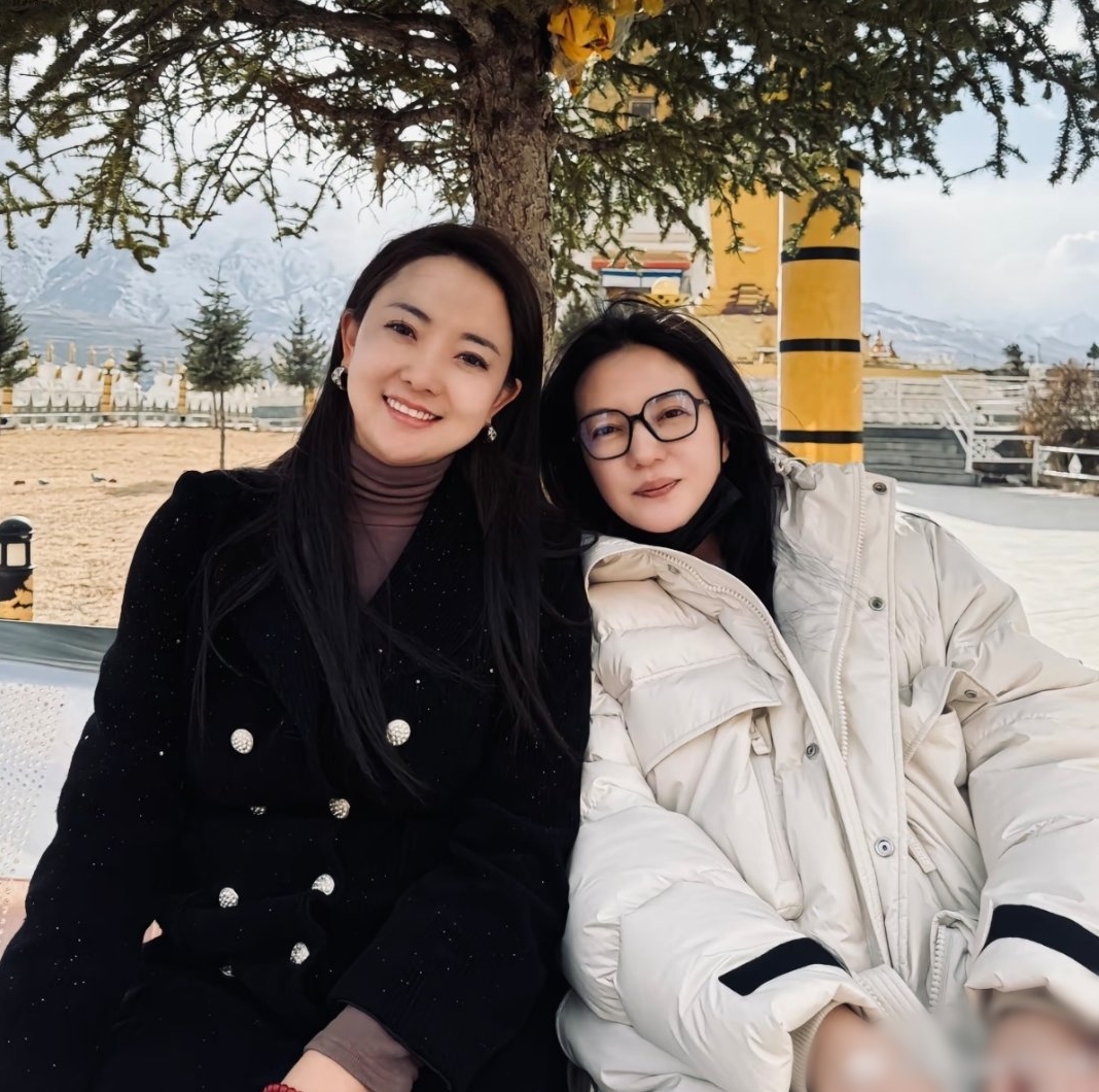 Triệu Vy về qu&ecirc; sau khi bị đồn d&iacute;nh l&iacute;u trong đường d&acirc;y lừa đảo, bu&ocirc;n người- Ảnh 4.