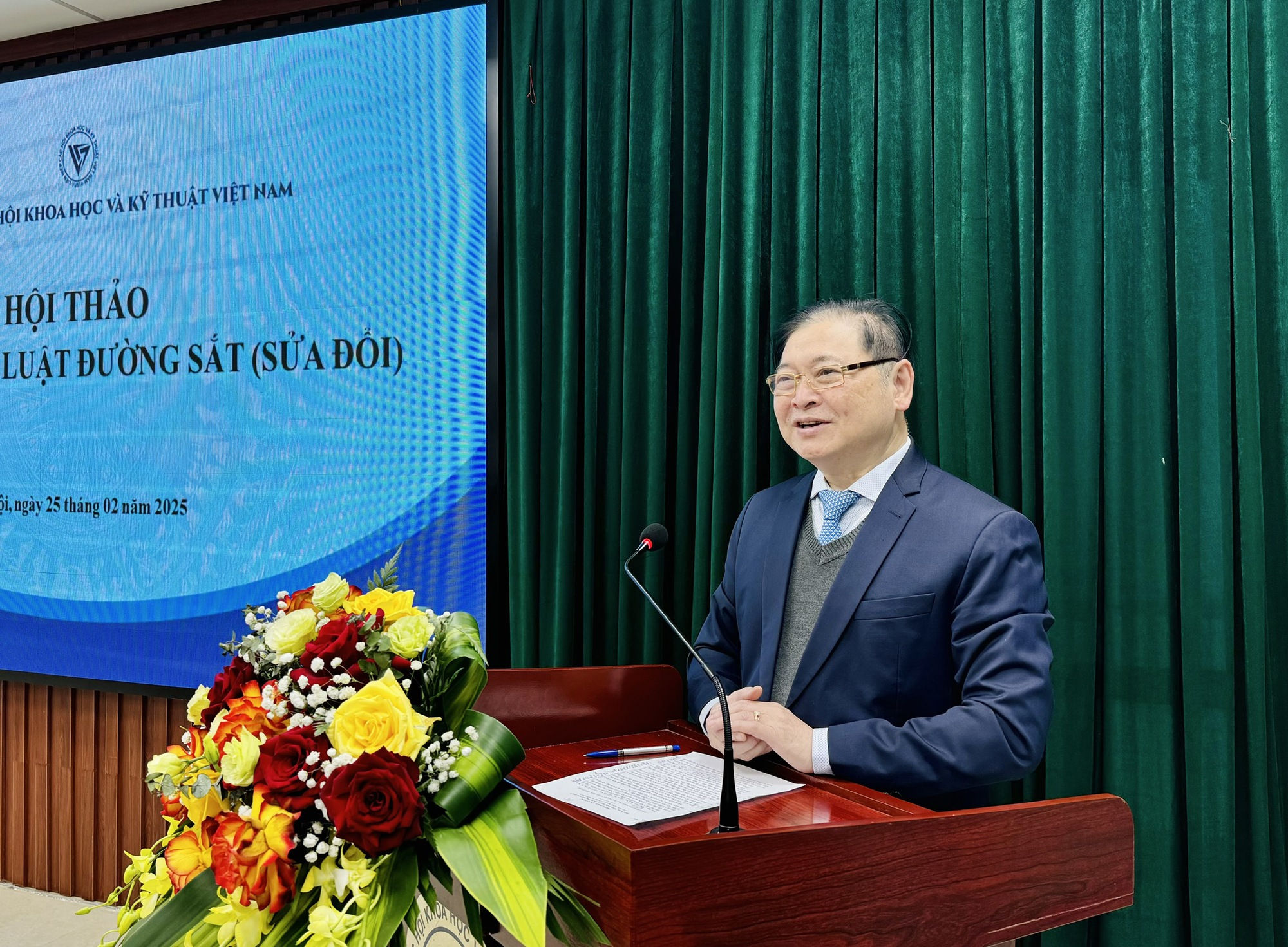 Huy động tối đa c&aacute;c nguồn lực ph&aacute;t triển kết cấu hạ tầng đường sắt- Ảnh 2.