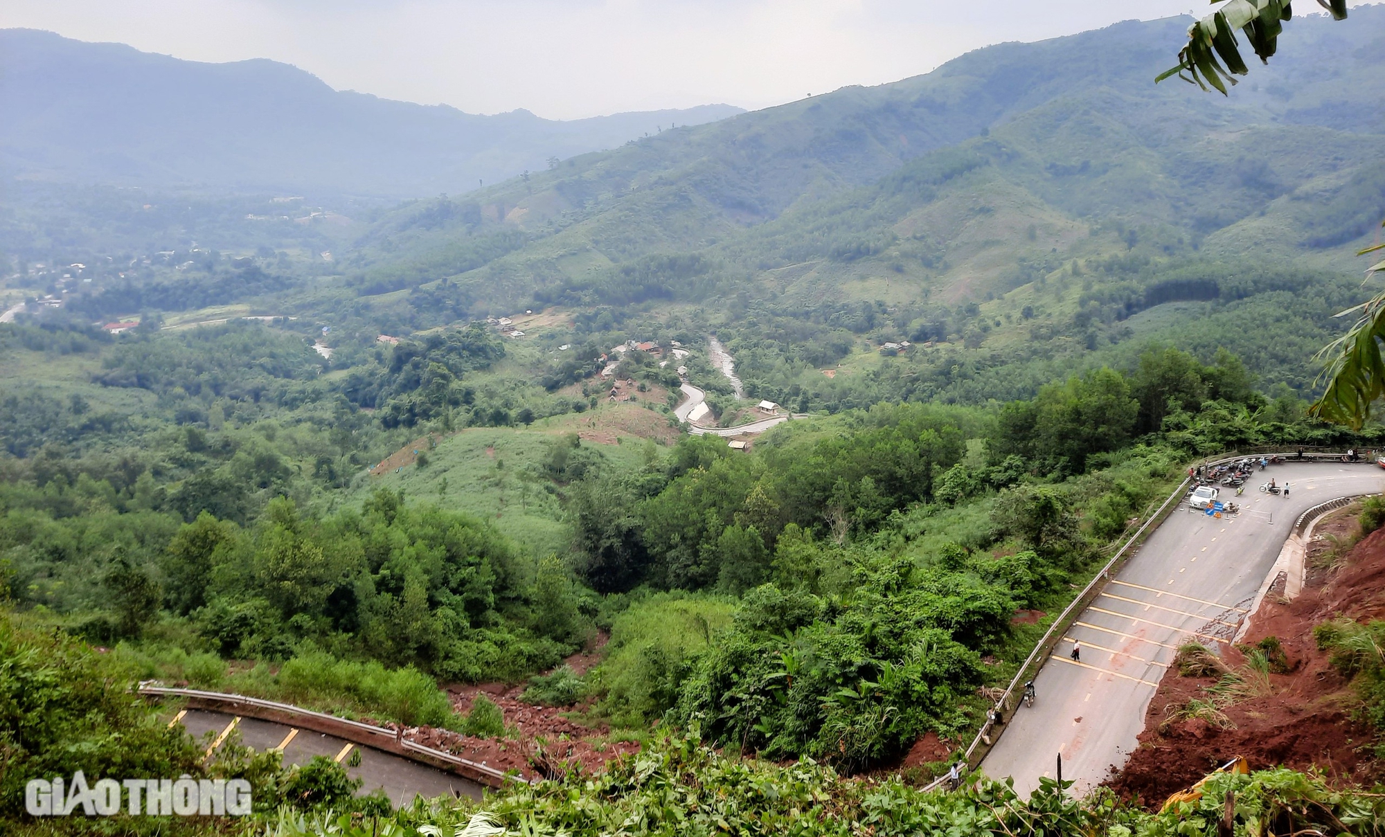 4 tỷ đồng xử l&yacute; điểm mất ATGT tuyến đường l&ecirc;n cửa khẩu La Lay- Ảnh 1.