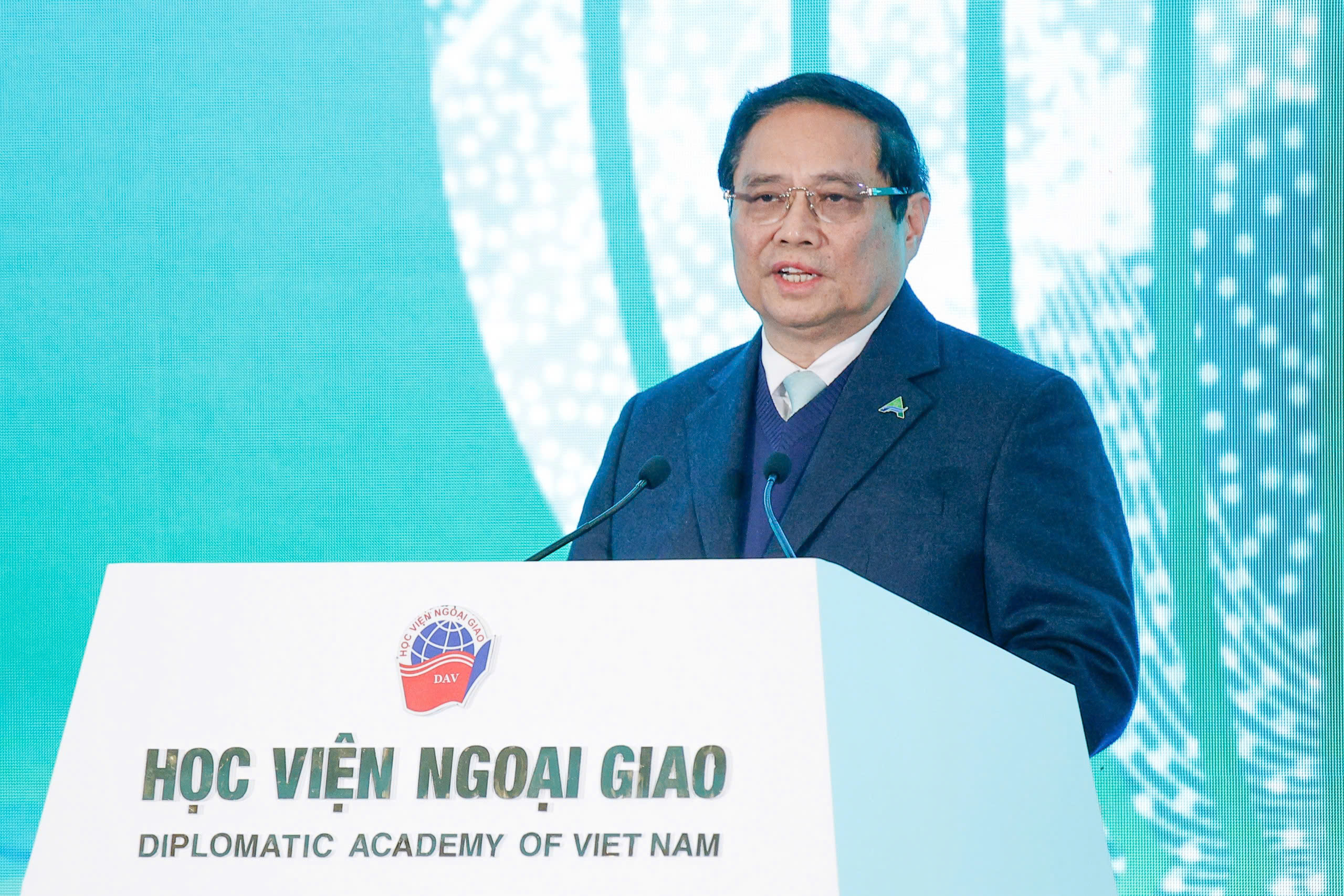 Thủ tướng n&ecirc;u 3 ưu ti&ecirc;n chiến lược, 3 đột ph&aacute; h&agrave;nh động để ASEAN bước v&agrave;o kỷ nguy&ecirc;n mới- Ảnh 1.