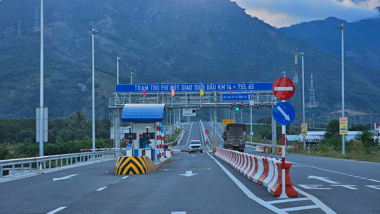 Khi n&agrave;o nh&acirc;n rộng thu ph&iacute; bỏ barie tr&ecirc;n cao tốc?- Ảnh 3.