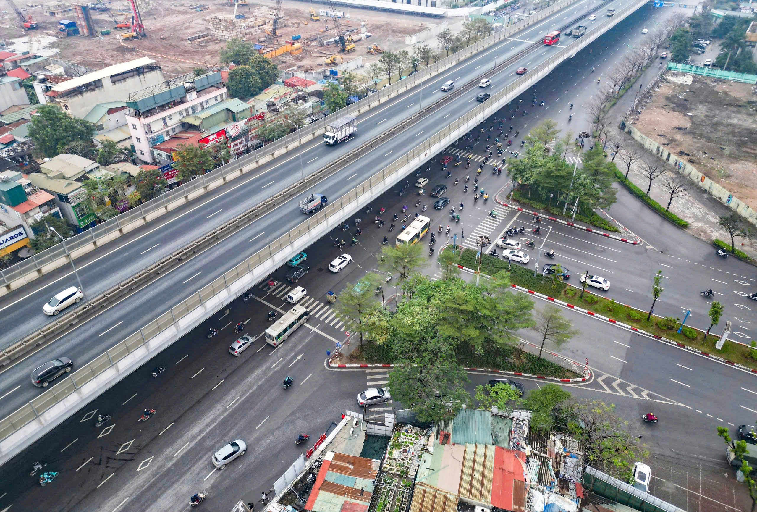 Phối cảnh hầm chui 6 l&agrave;n xe tr&ecirc;n đường Ho&agrave;ng Quốc Việt- Ảnh 4.