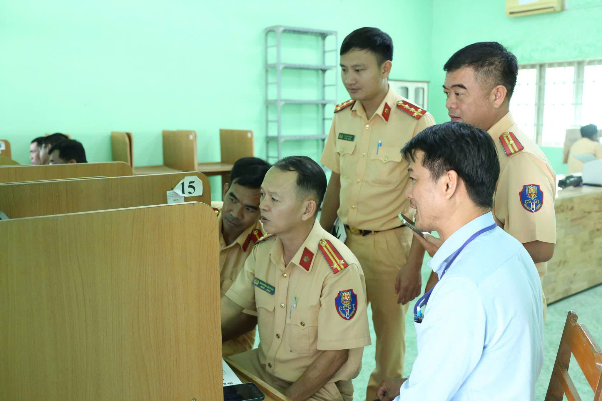 C&aacute;c địa điểm cấp, đổi giấy ph&eacute;p l&aacute;i xe ở B&igrave;nh Dương từ ng&agrave;y 1/3- Ảnh 1.
