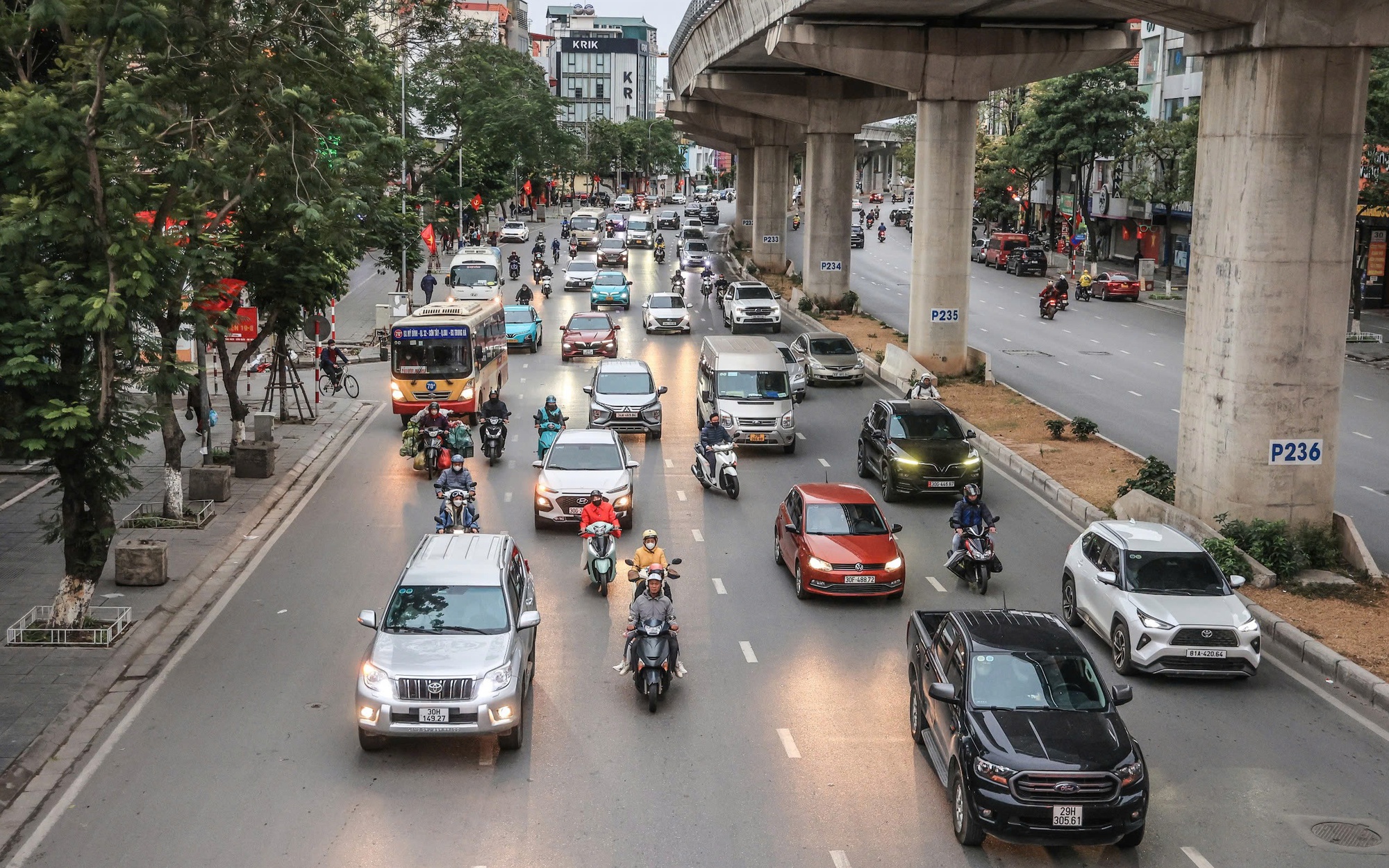H&agrave; Nội th&ocirc;ng tho&aacute;ng bất ngờ sau kỳ nghỉ tết Nguy&ecirc;n đ&aacute;n Ất Tỵ
