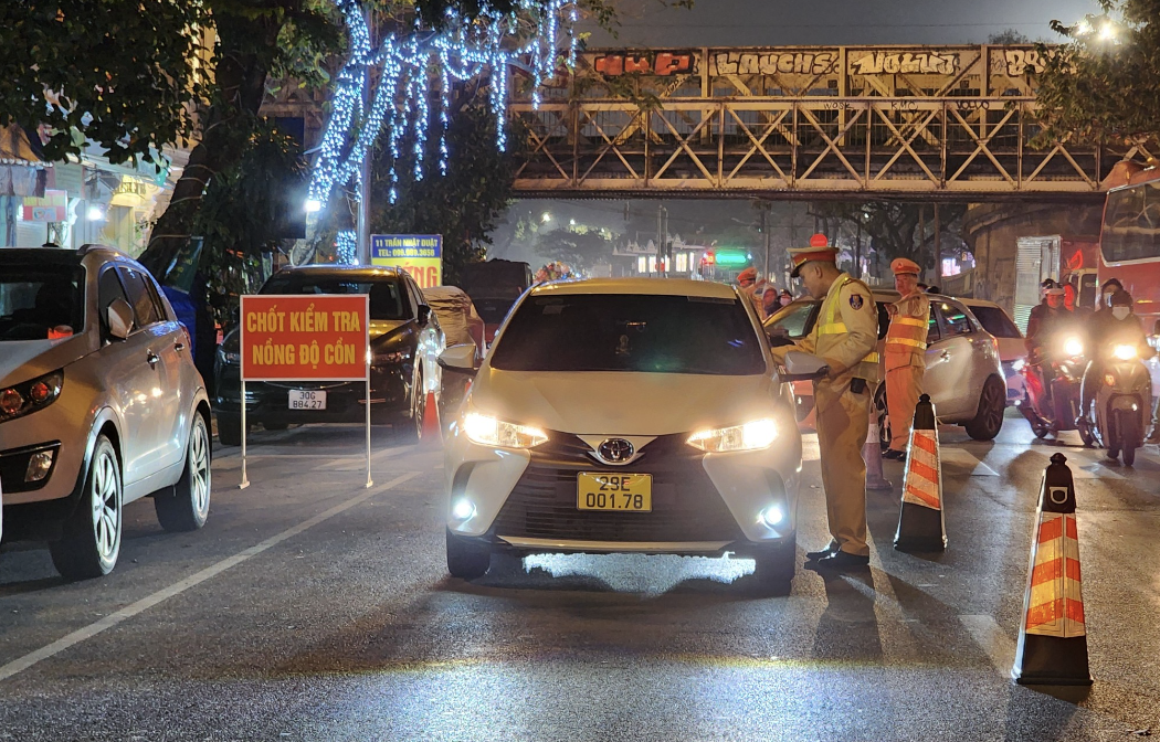 Thấy g&igrave; từ giảm mạnh vi phạm nồng độ cồn dịp nghỉ Tết?- Ảnh 2.