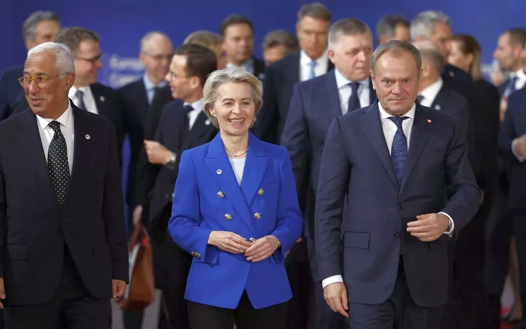 EU nhất tr&iacute; tăng cường năng lực quốc ph&ograve;ng, đối ph&oacute; Nga