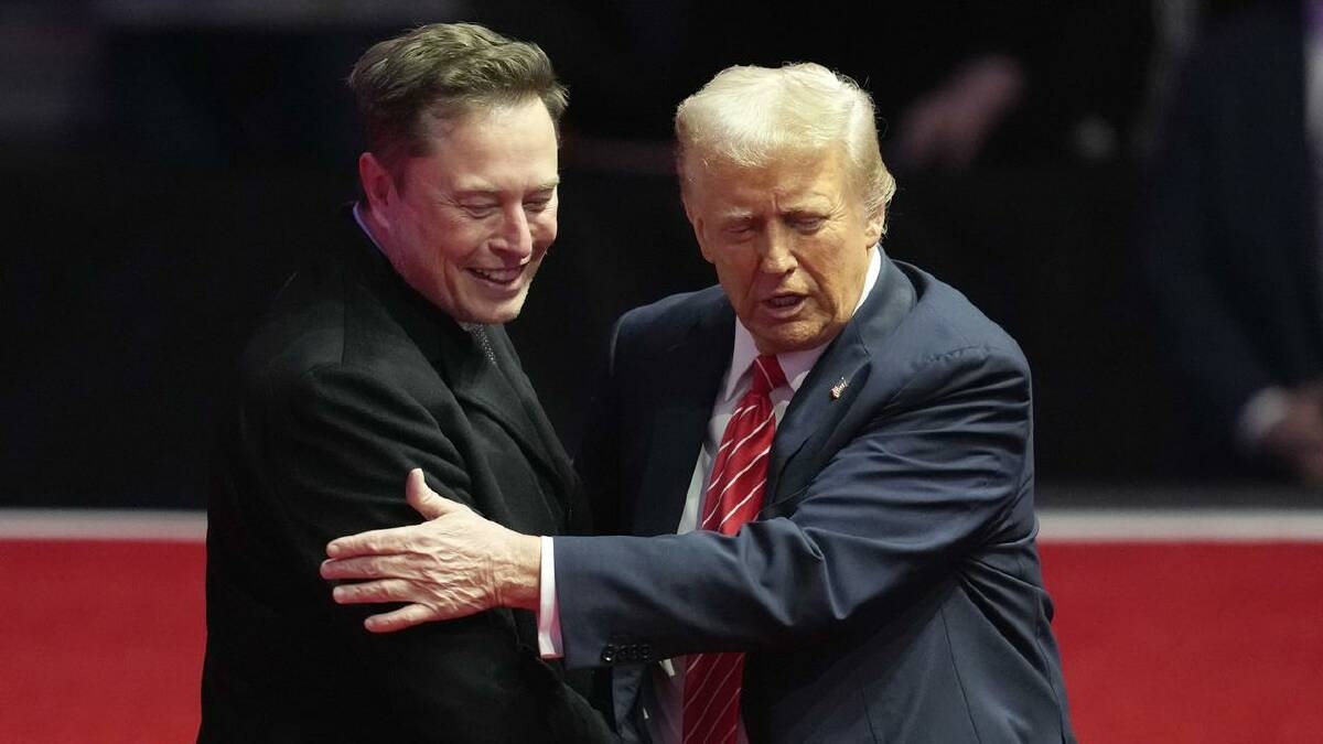 Tổng thống Trump bổ nhiệm tỷ ph&uacute; Musk l&agrave;m nh&acirc;n vi&ecirc;n ch&iacute;nh phủ đặc biệt- Ảnh 1.