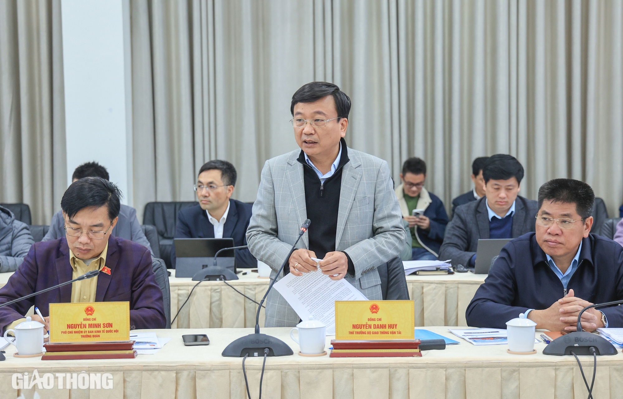 Sớm đầu tư đường sắt L&agrave;o Cai - H&agrave; Nội - Hải Ph&ograve;ng, tạo thuận lợi vận tải li&ecirc;n vận quốc tế- Ảnh 2.