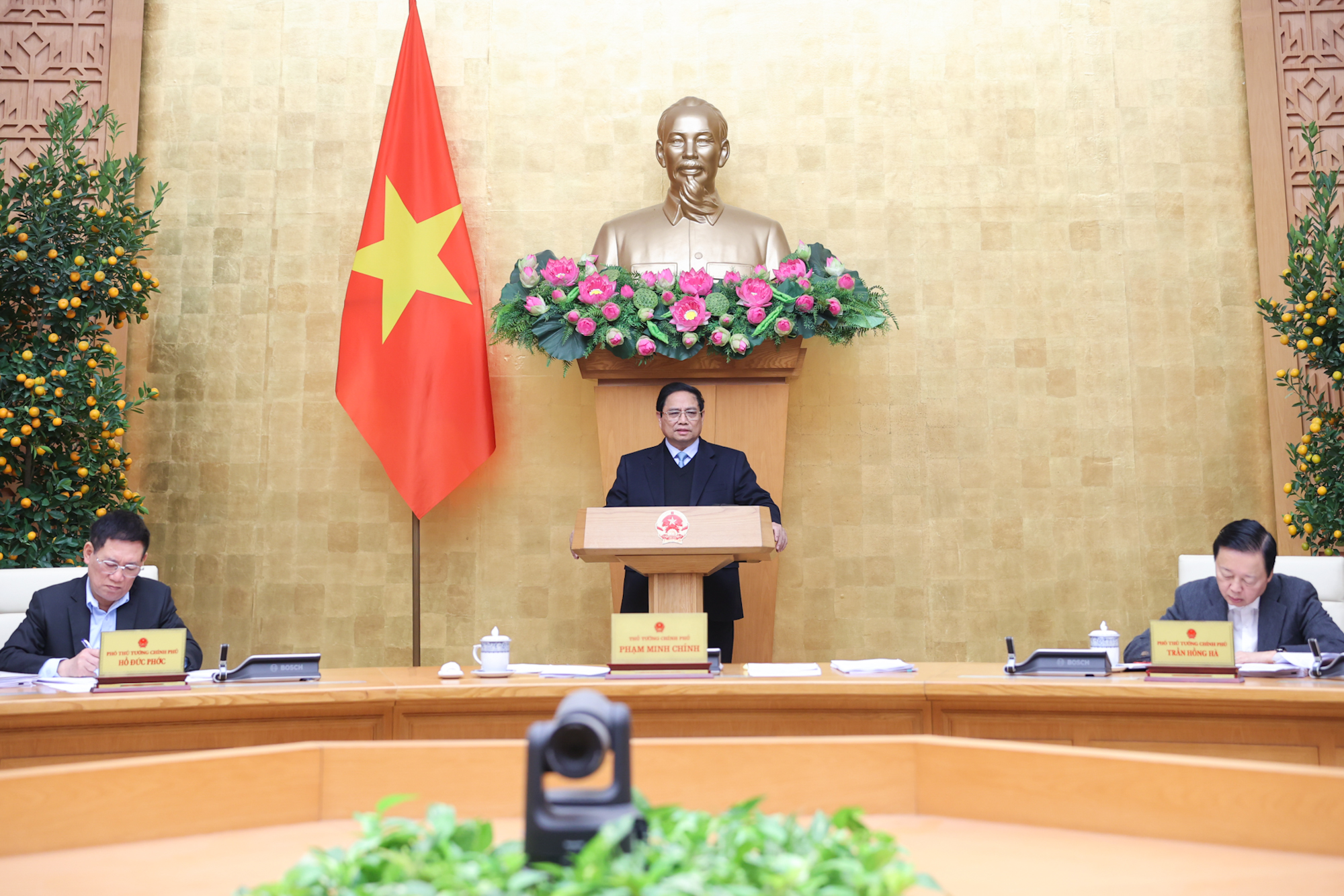 Thủ tướng: Tập trung ho&agrave;n th&agrave;nh 3.000km cao tốc, hơn 1.000km đường ven biển- Ảnh 2.