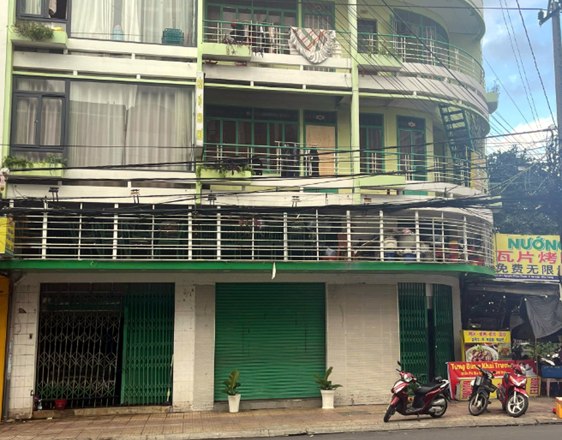 Th&ocirc;ng tin mới vụ nh&agrave; h&agrave;ng bị tố "ch&eacute;m" 1 triệu 2 đĩa rau muống- Ảnh 1.