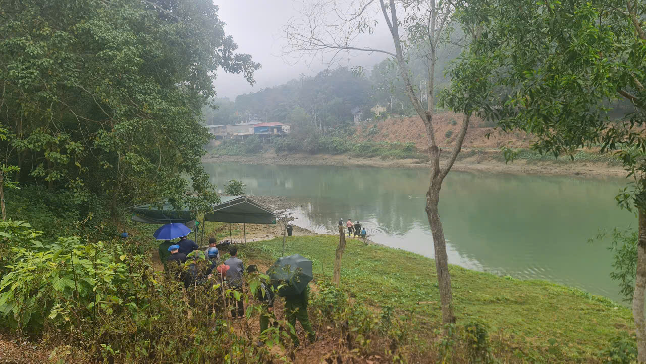 T&igrave;m thấy thi thể người đ&agrave;n &ocirc;ng tr&ecirc;n s&ocirc;ng L&egrave;n sau 7 ng&agrave;y mất t&iacute;ch- Ảnh 1.