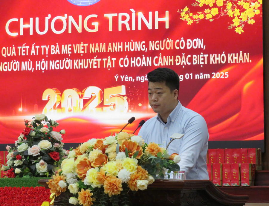 C&ocirc;ng ty Đại Phong trao 357 suất qu&agrave; cho gia đ&igrave;nh ch&iacute;nh s&aacute;ch, người c&oacute; ho&agrave;n cảnh kh&oacute; khăn- Ảnh 1.