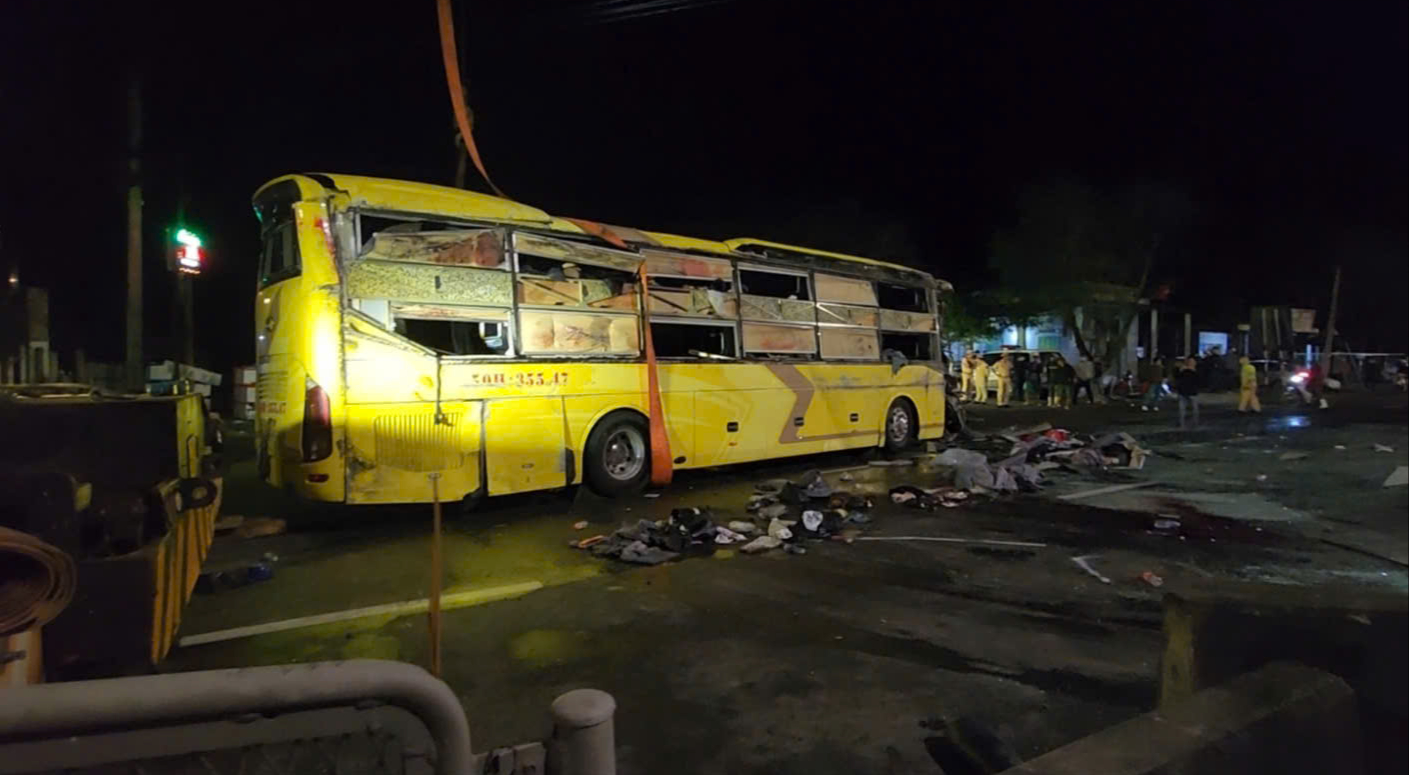 Vụ tai nạn xe kh&aacute;ch ở Ph&uacute; Y&ecirc;n: Kết quả kiểm tra nồng độ cồn, ma tu&yacute; t&agrave;i xế ra sao?- Ảnh 1.