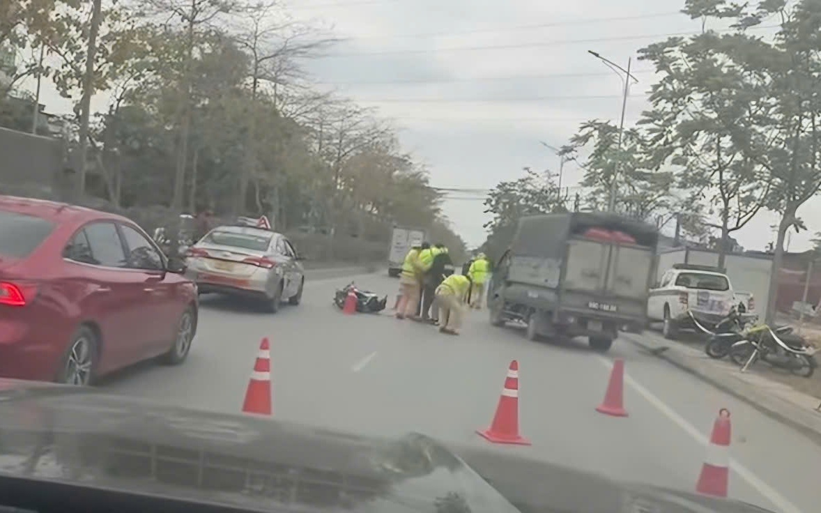 Nam thanh ni&ecirc;n vi phạm nồng độ cồn, đ&acirc;m ng&atilde; CSGT tại Bắc Ninh