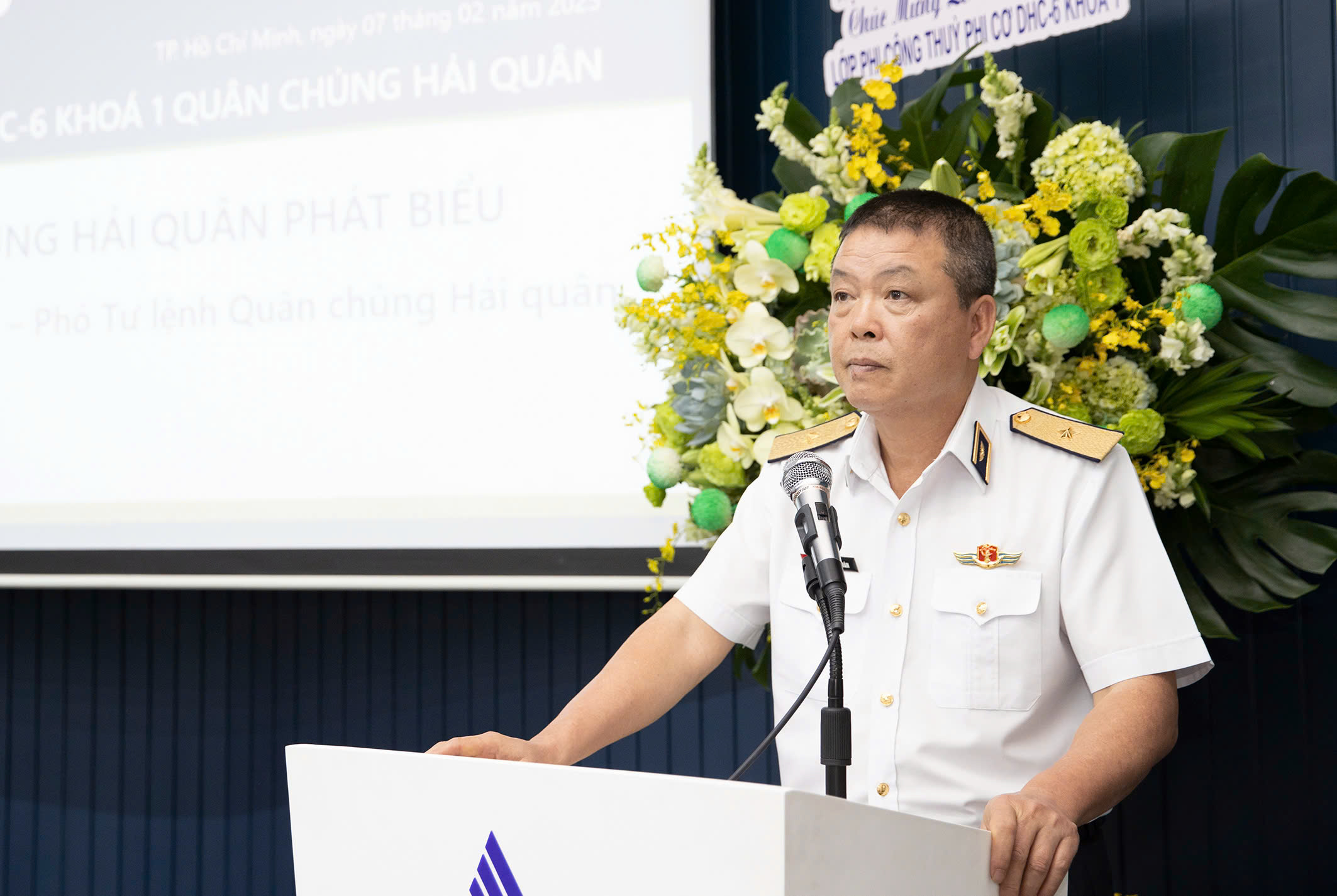 8 phi c&ocirc;ng thủy phi cơ của Học viện H&agrave;ng kh&ocirc;ng Việt Nam tốt nghiệp xuất sắc- Ảnh 3.