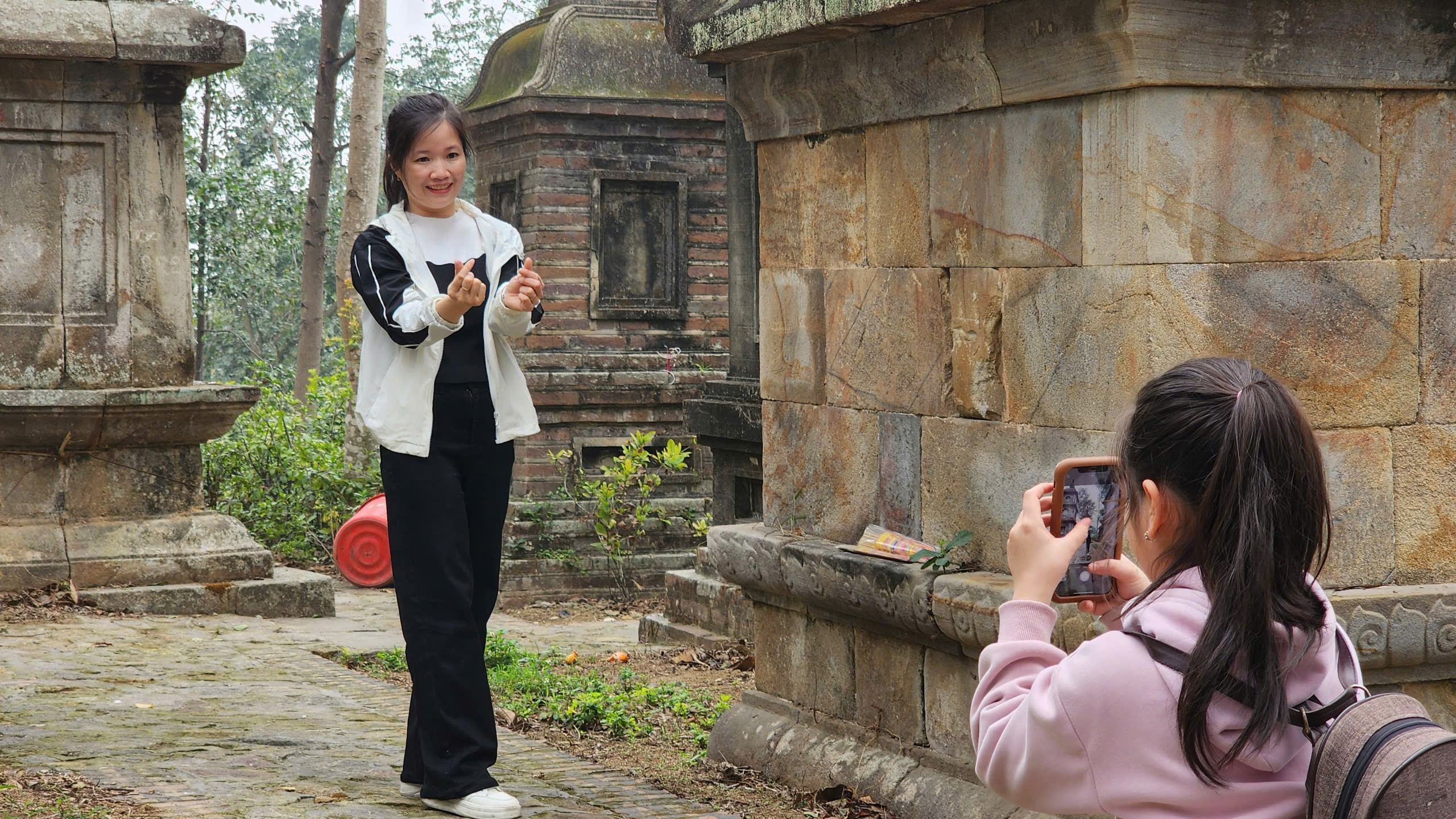 Du kh&aacute;ch tham gia tour du lịch bằng xe bu&yacute;t miễn ph&iacute; ở Bắc Ninh n&oacute;i g&igrave;?- Ảnh 22.