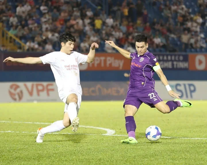 &ldquo;Trọng ph&aacute;o&rdquo; b&aacute;o tin vui cho HLV Kim Sang-sik trước ng&agrave;y tuyển Việt Nam hội qu&acirc;n- Ảnh 1.