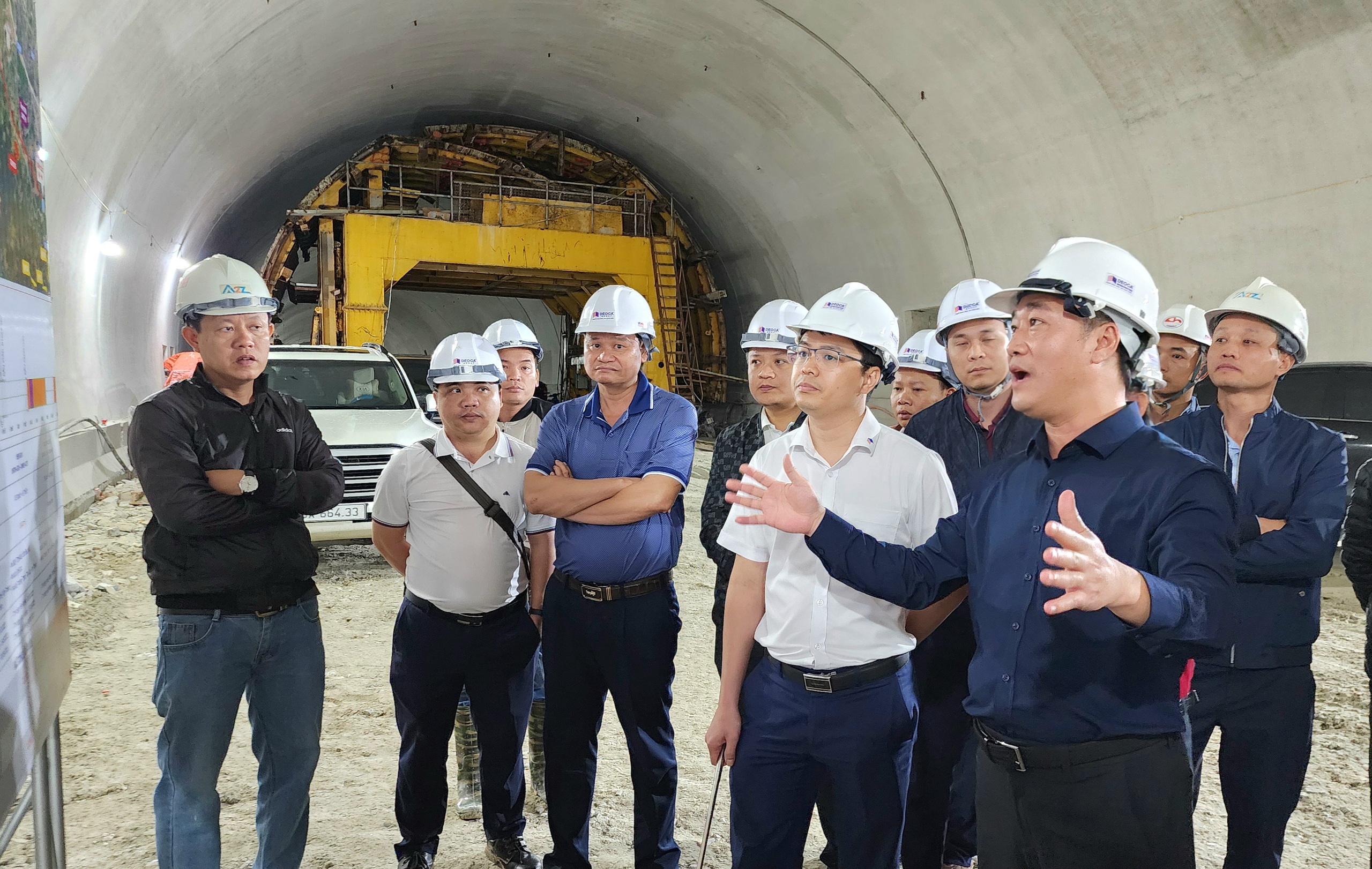 Thứ trưởng Nguyễn Việt H&ugrave;ng: Nỗ lực cao nhất ho&agrave;n th&agrave;nh cao tốc Quảng Ng&atilde;i - Ho&agrave;i Nhơn- Ảnh 5.