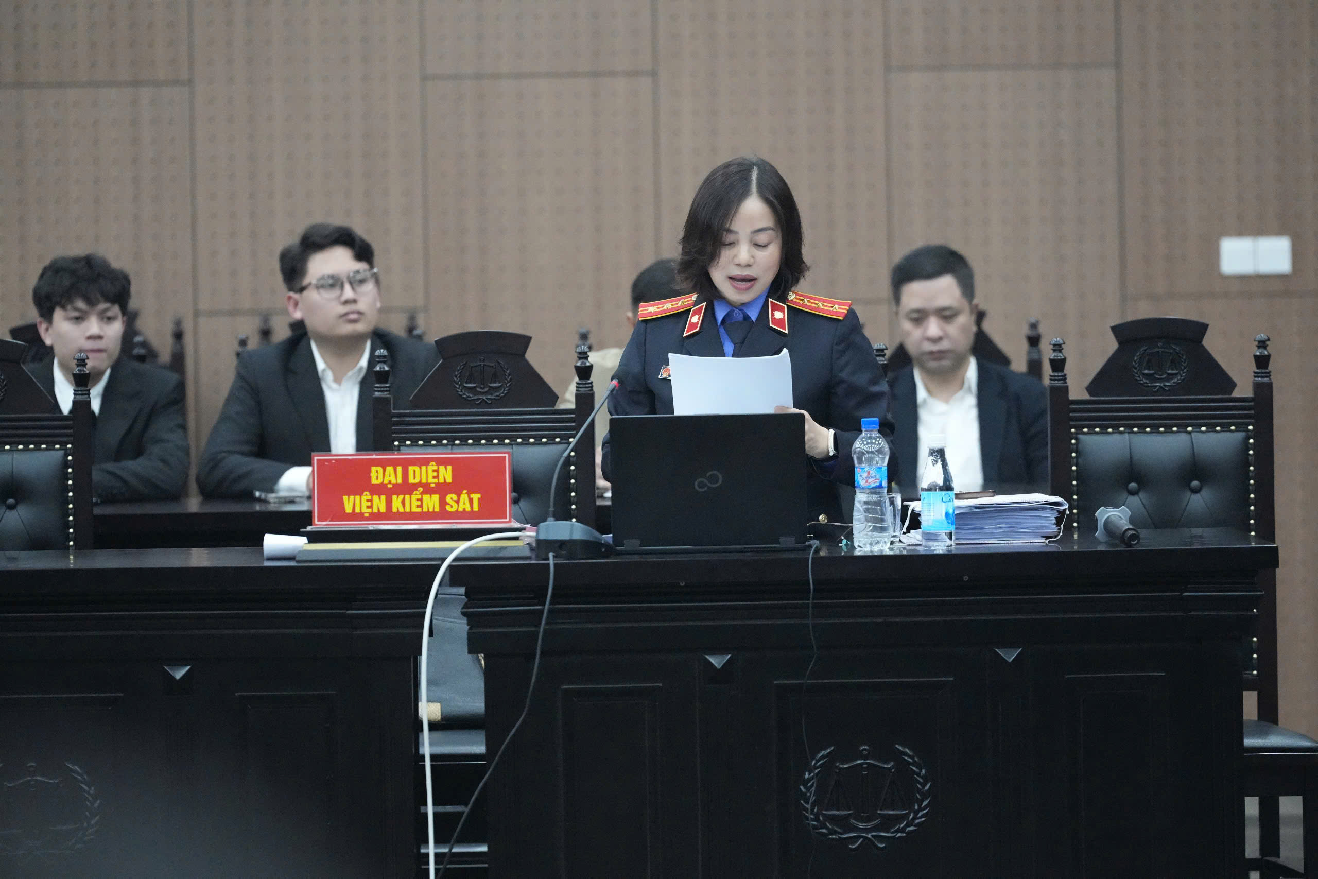 Lời xin lỗi của c&aacute;c cựu c&aacute;n bộ tại phi&ecirc;n xử vụ ch&aacute;y l&agrave;m 56 người chết- Ảnh 3.