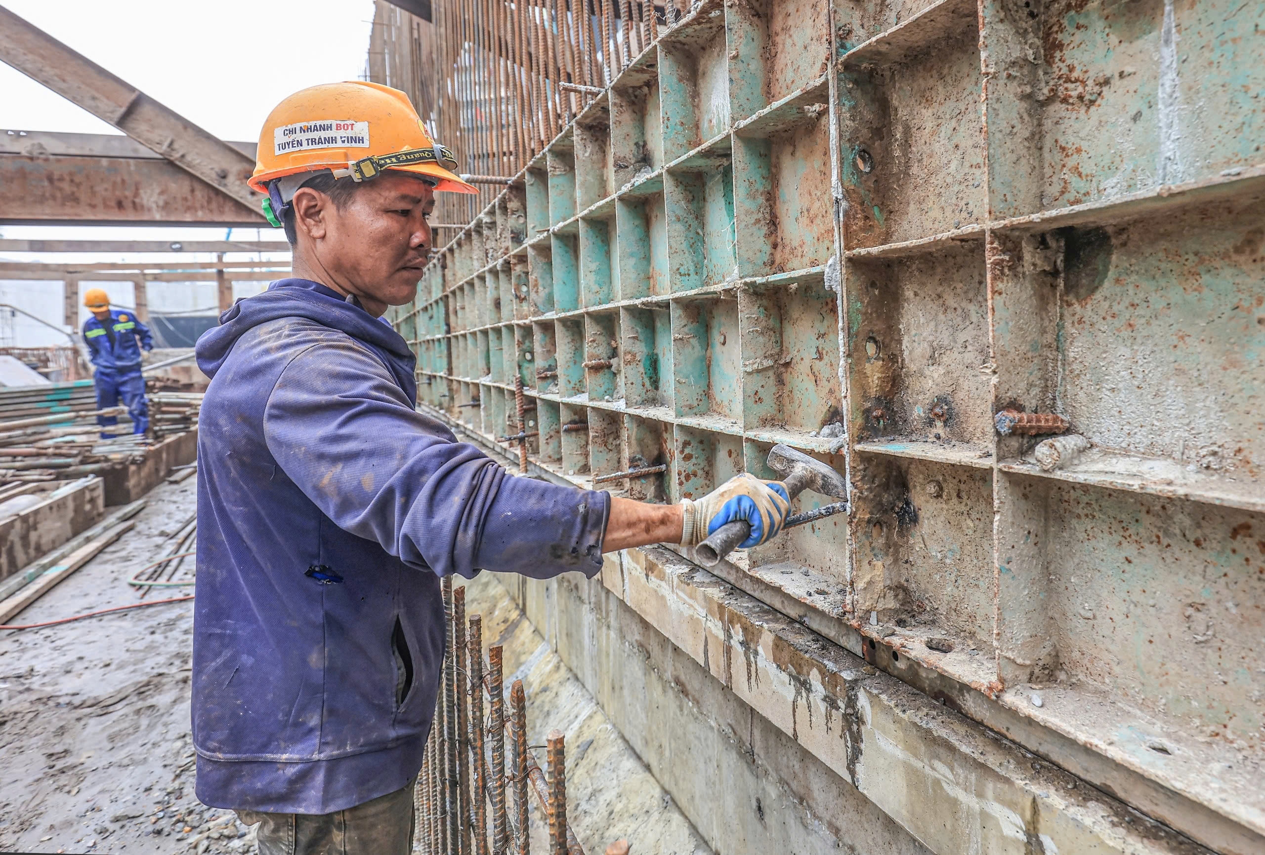 Toàn cảnh hầm chui Giải Phóng - Kim Đồng sau gần 2,5 năm thi công- Ảnh 12. Toàn cảnh hầm chui Giải Phóng - Kim Đồng sau gần 2,5 năm thi công- Ảnh 12.