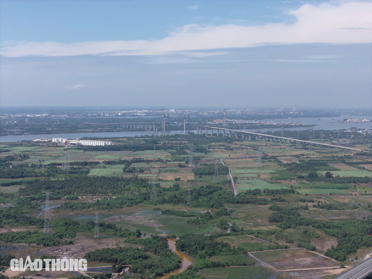 To&agrave;n cảnh nh&aacute;nh ph&iacute;a Đ&ocirc;ng cao tốc Bến Lức - Long Th&agrave;nh sẽ th&ocirc;ng xe dịp 30/4- Ảnh 16.