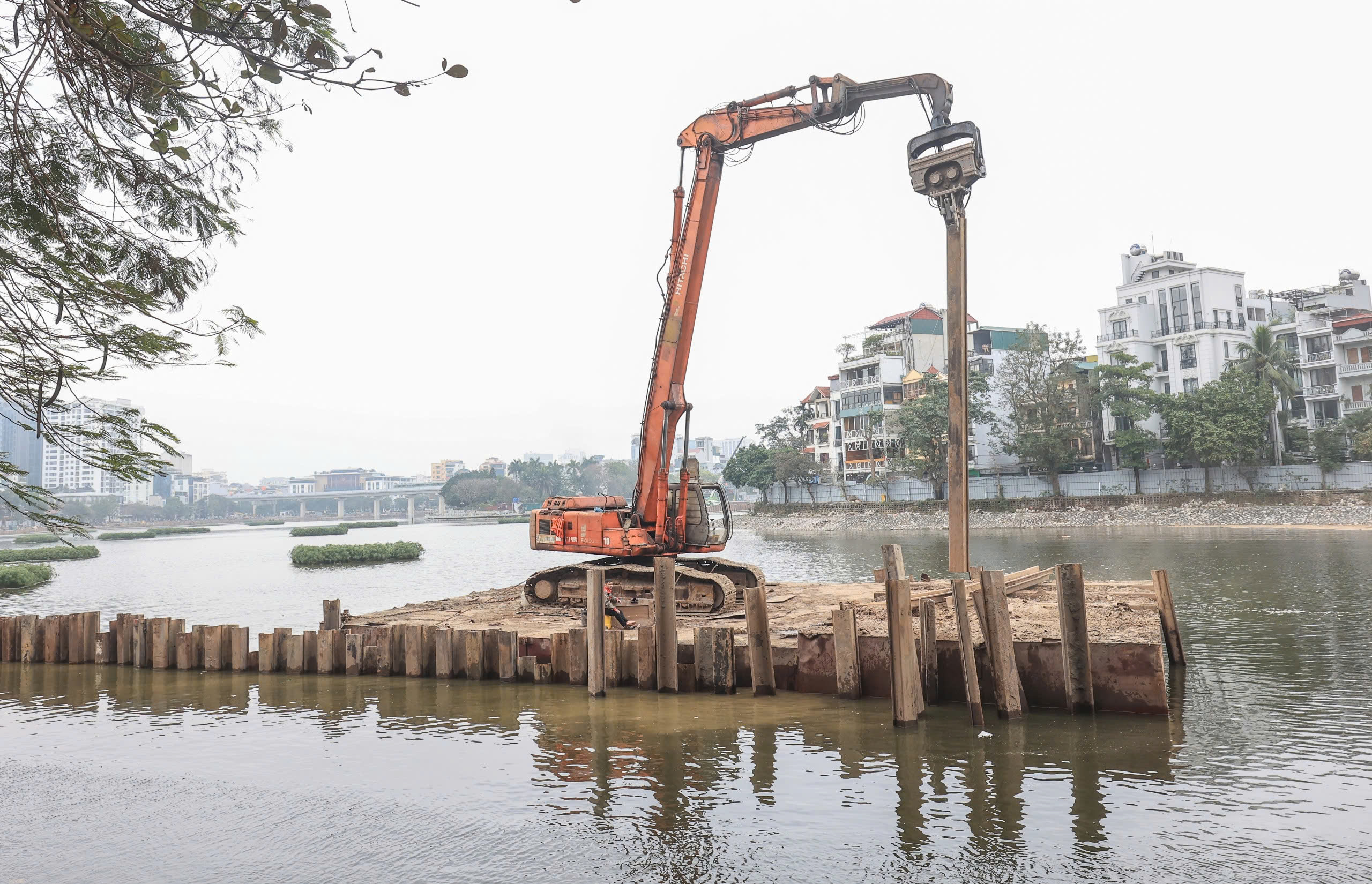 Cận cảnh công trường hồ Đống Đa sau 8 tháng cải tạo- Ảnh 12. Cận cảnh công trường hồ Đống Đa sau 8 tháng cải tạo- Ảnh 12.