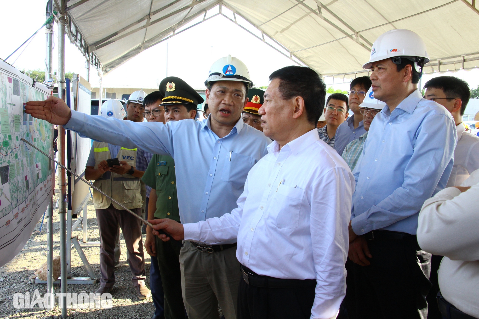 Ph&oacute; thủ tướng Hồ Đức Phớc: Ưu ti&ecirc;n t&aacute;i định cư ổn định đời sống người d&acirc;n- Ảnh 1.